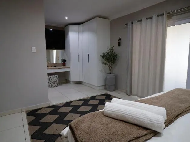 Bed in Summer PALACE Guesthouse