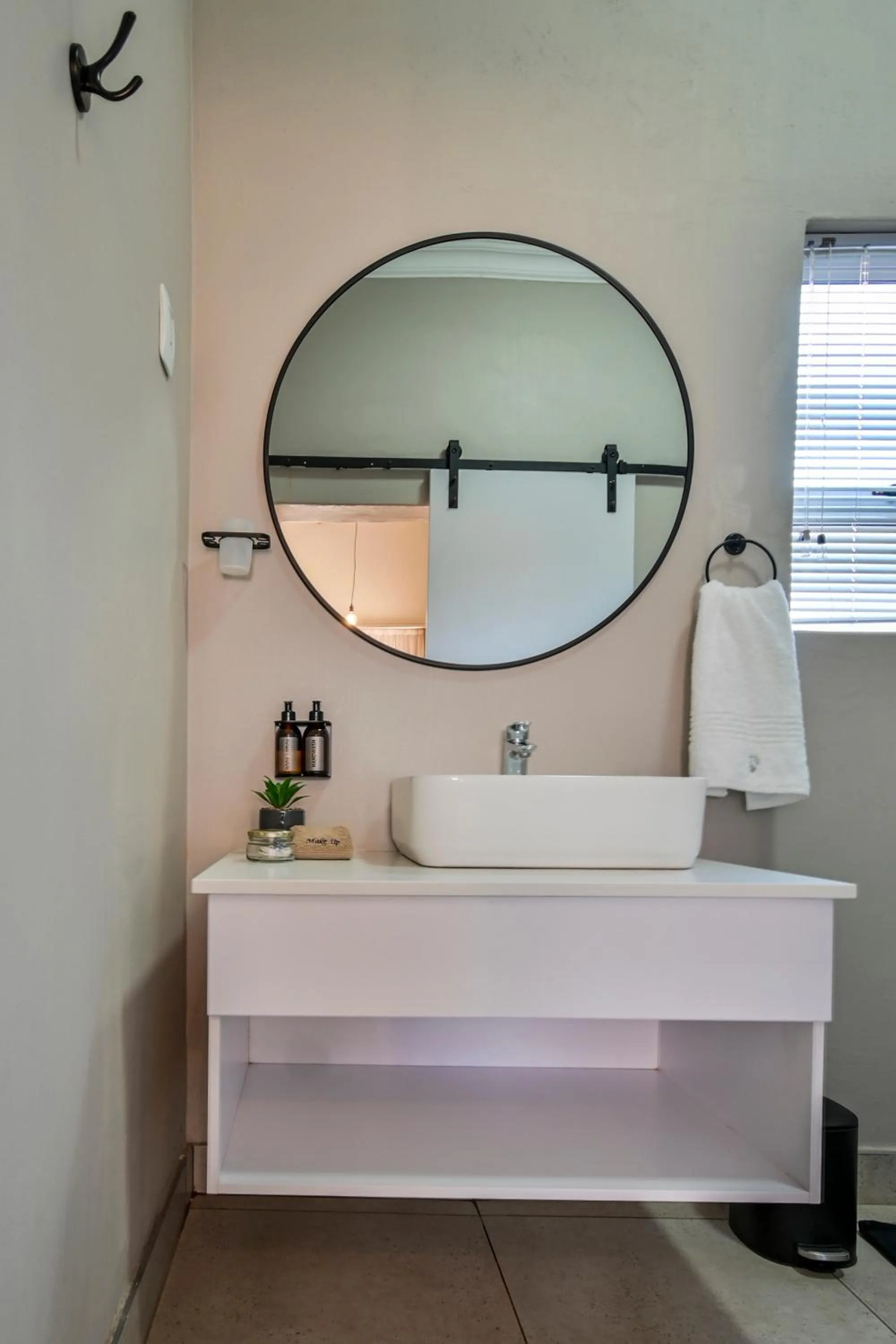 Bathroom in Summer PALACE Guesthouse