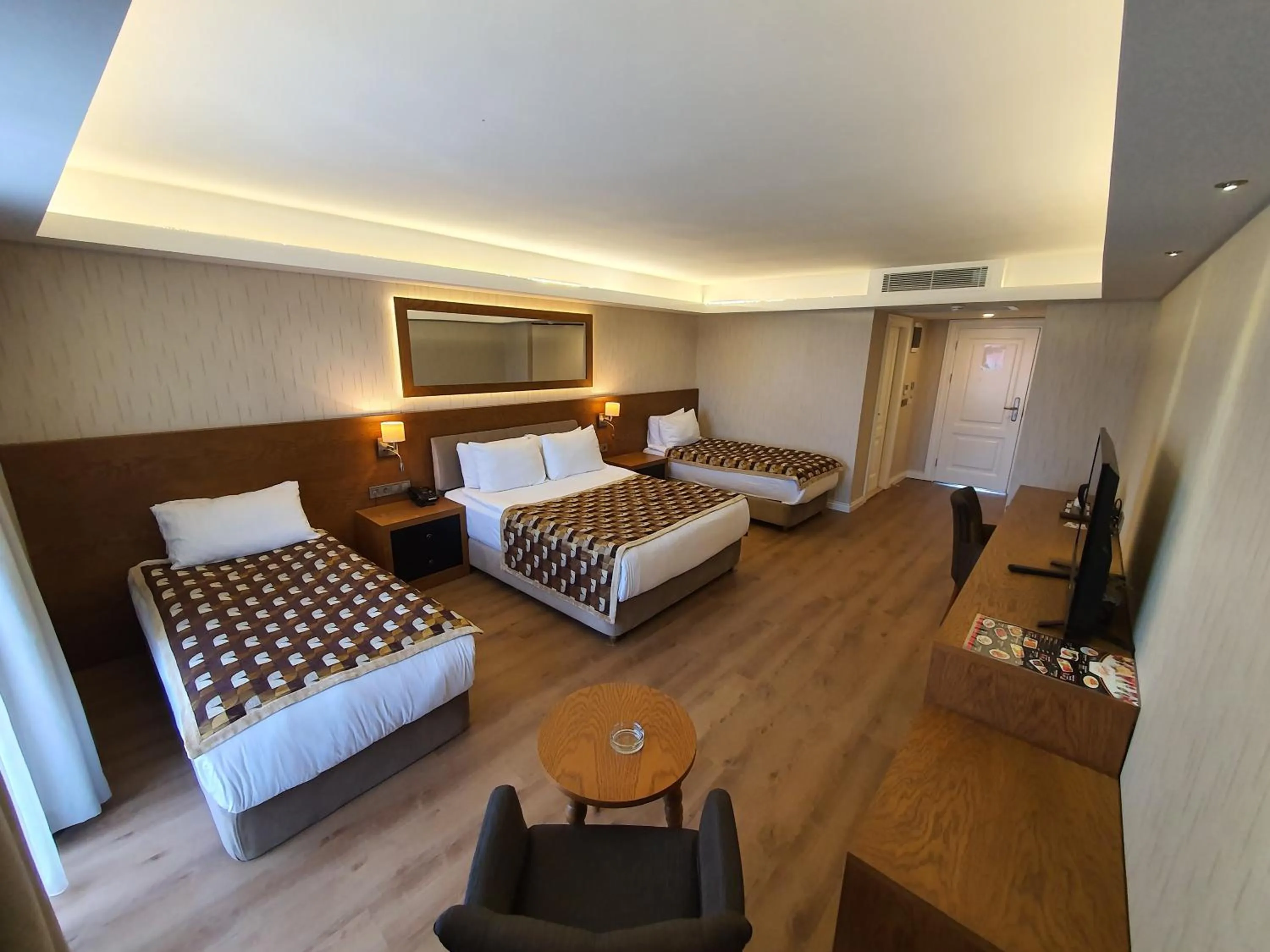 Photo of the whole room, Bed in Aktug Elegance Hotel