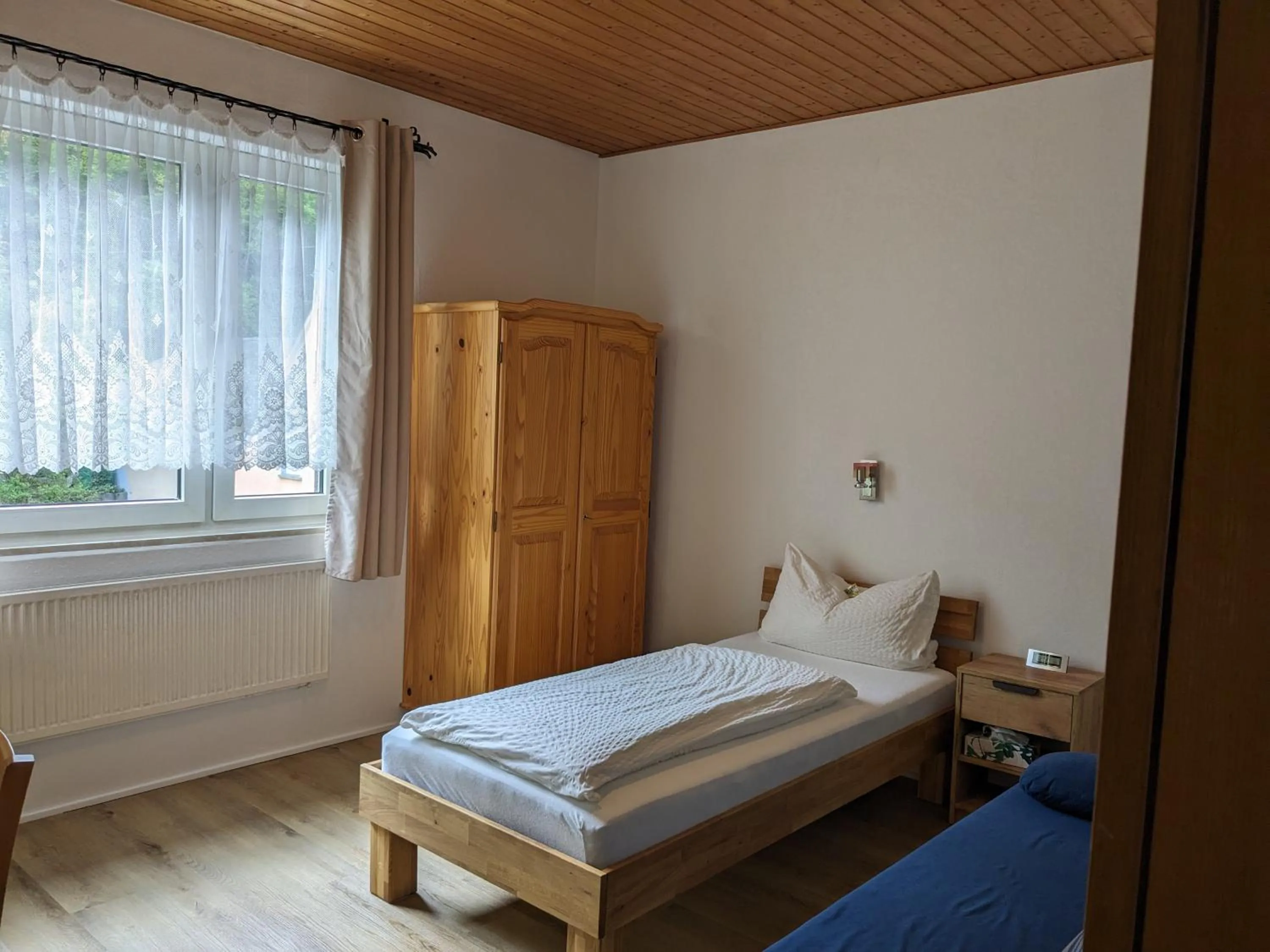 Bed in Hotel Pension Winzerhaus