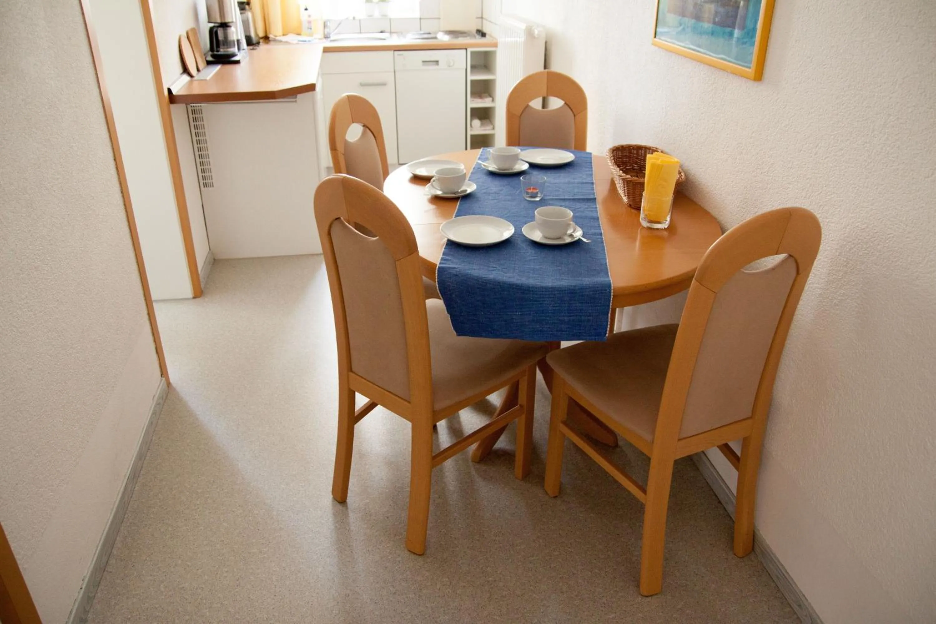 Dining area in Apartment Dresden Neustadt