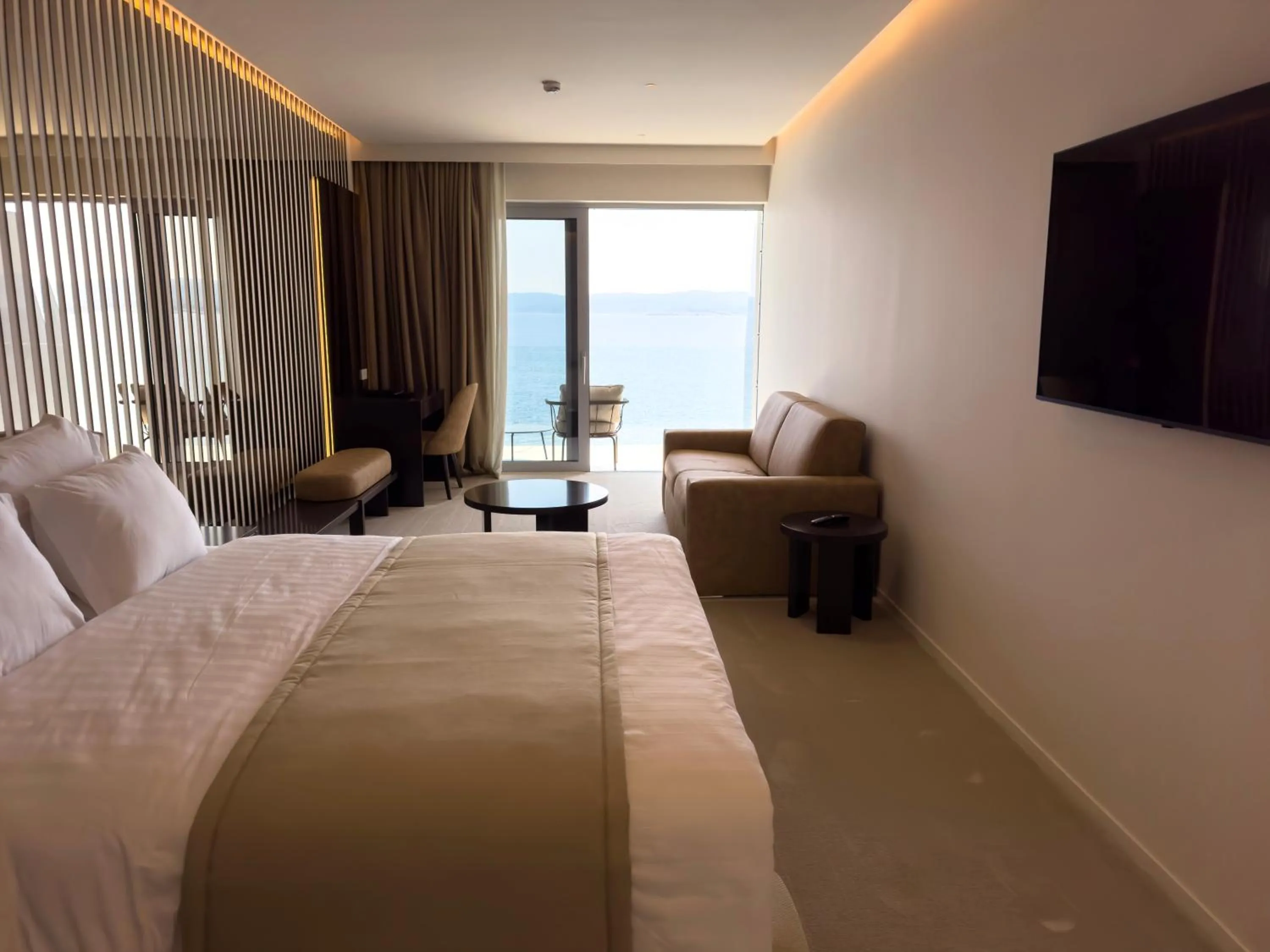 Bed in Luxury Hotel Amabilis