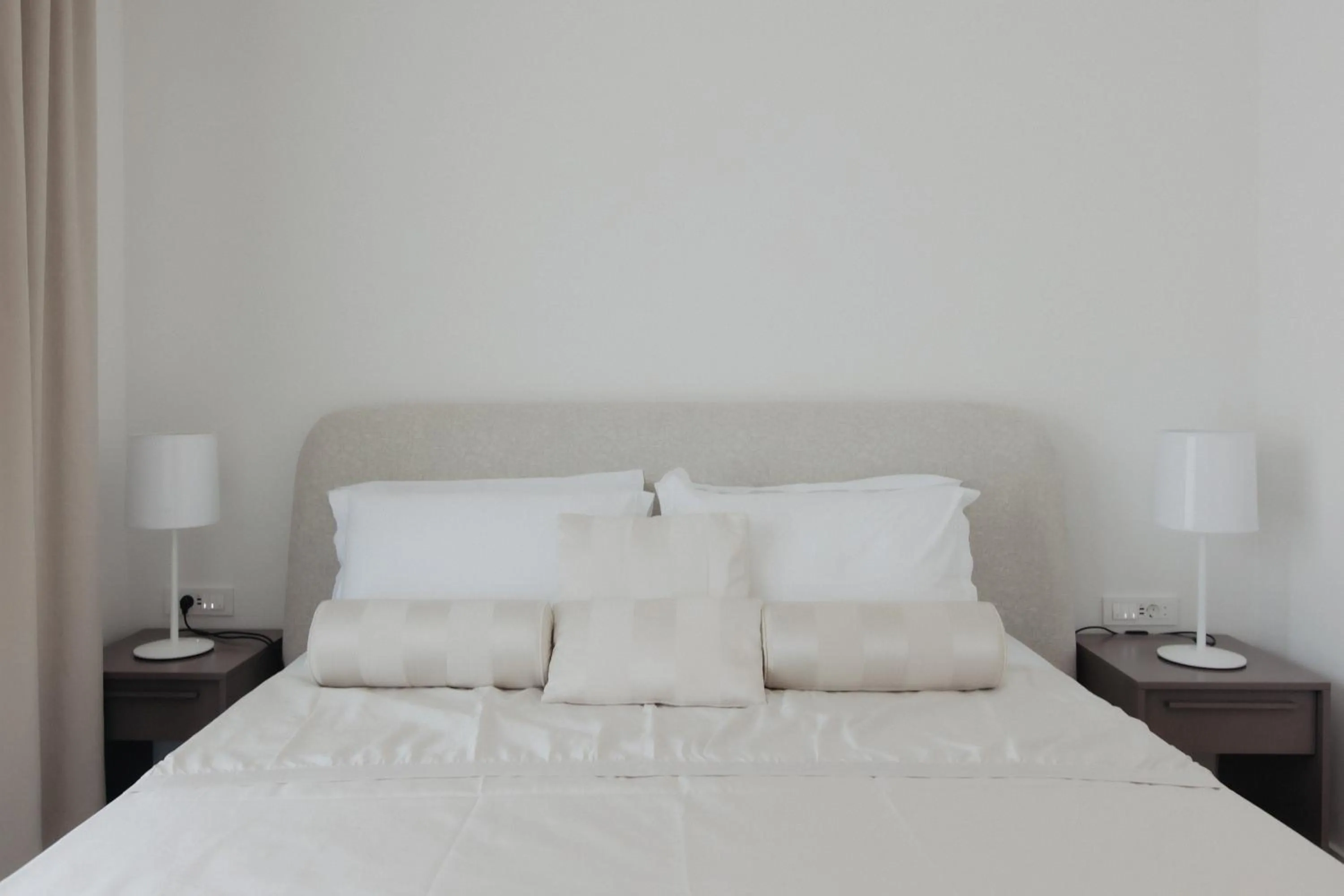 Bed in Luxury Hotel Amabilis