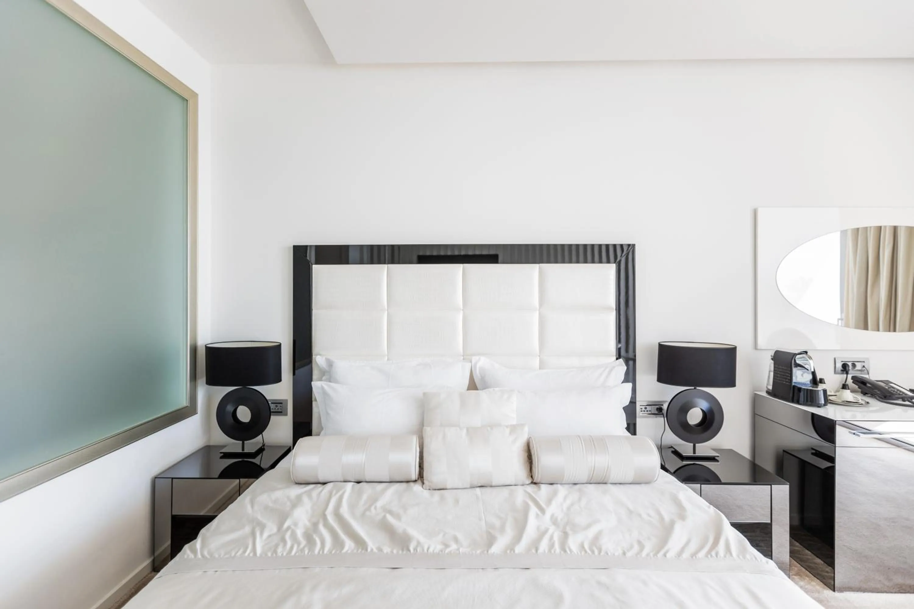 Bed in Luxury Hotel Amabilis