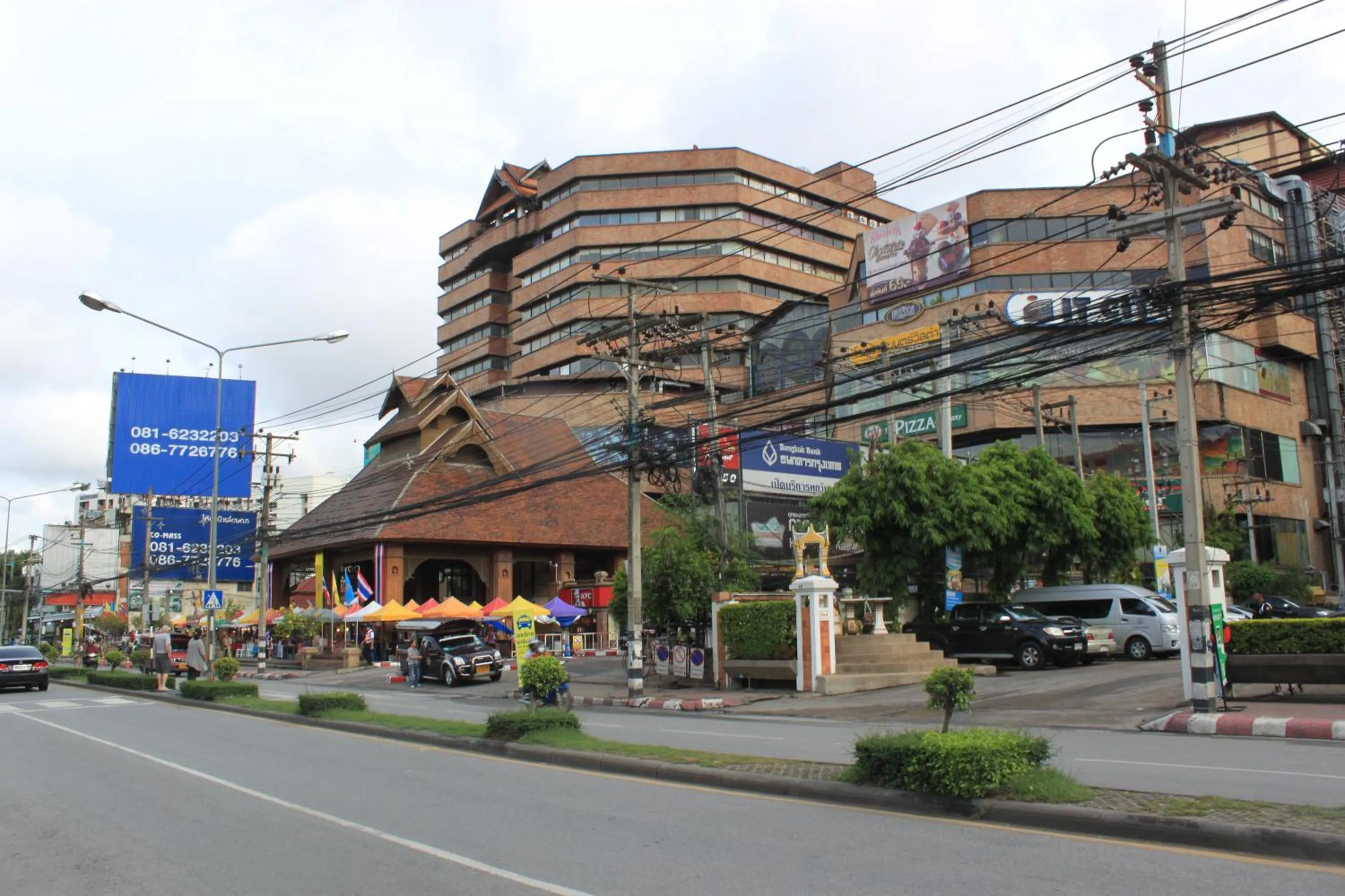 Entertainment in Varada Place