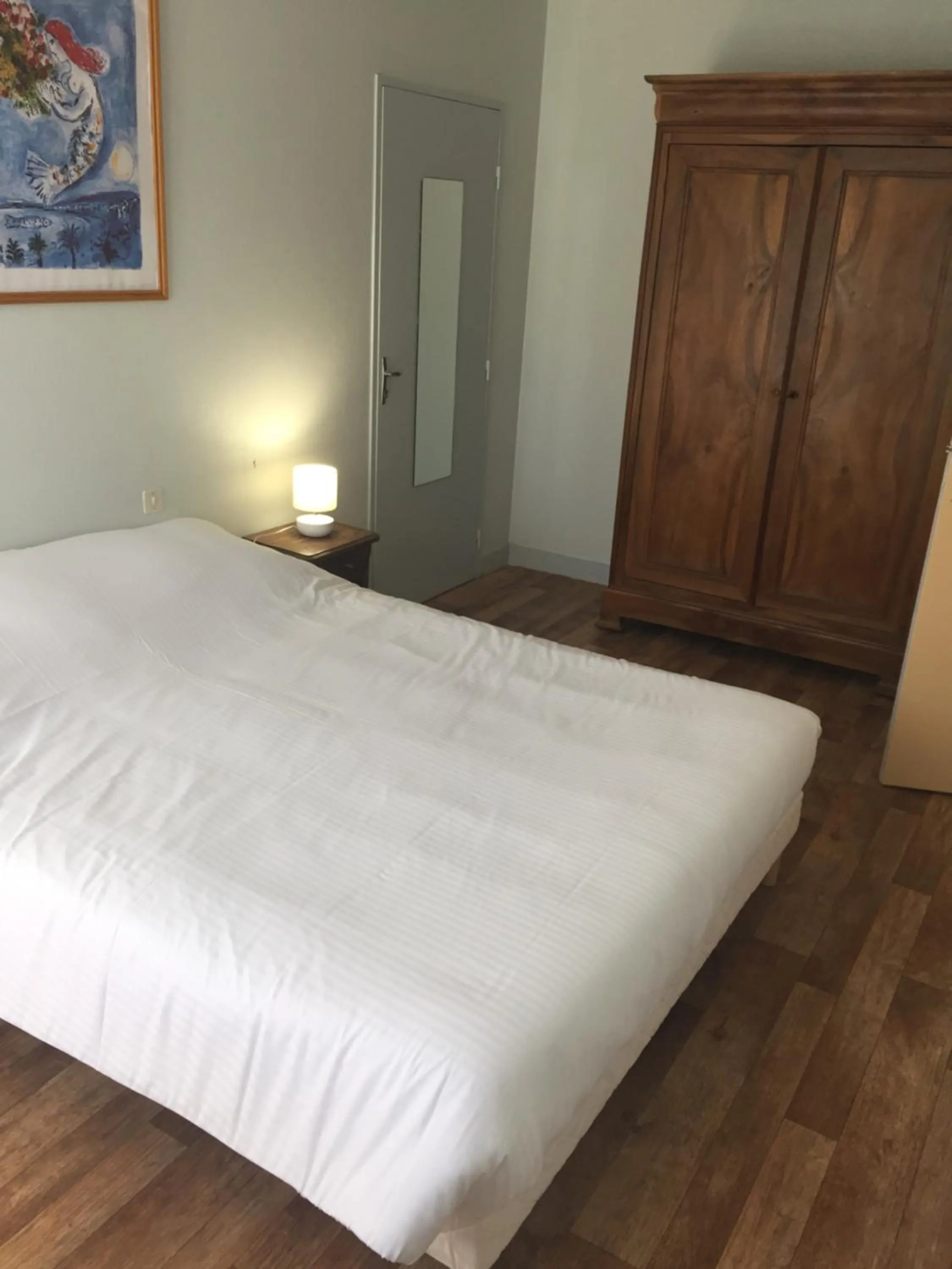 Patio, Bed in Hotel de la Bonnheure