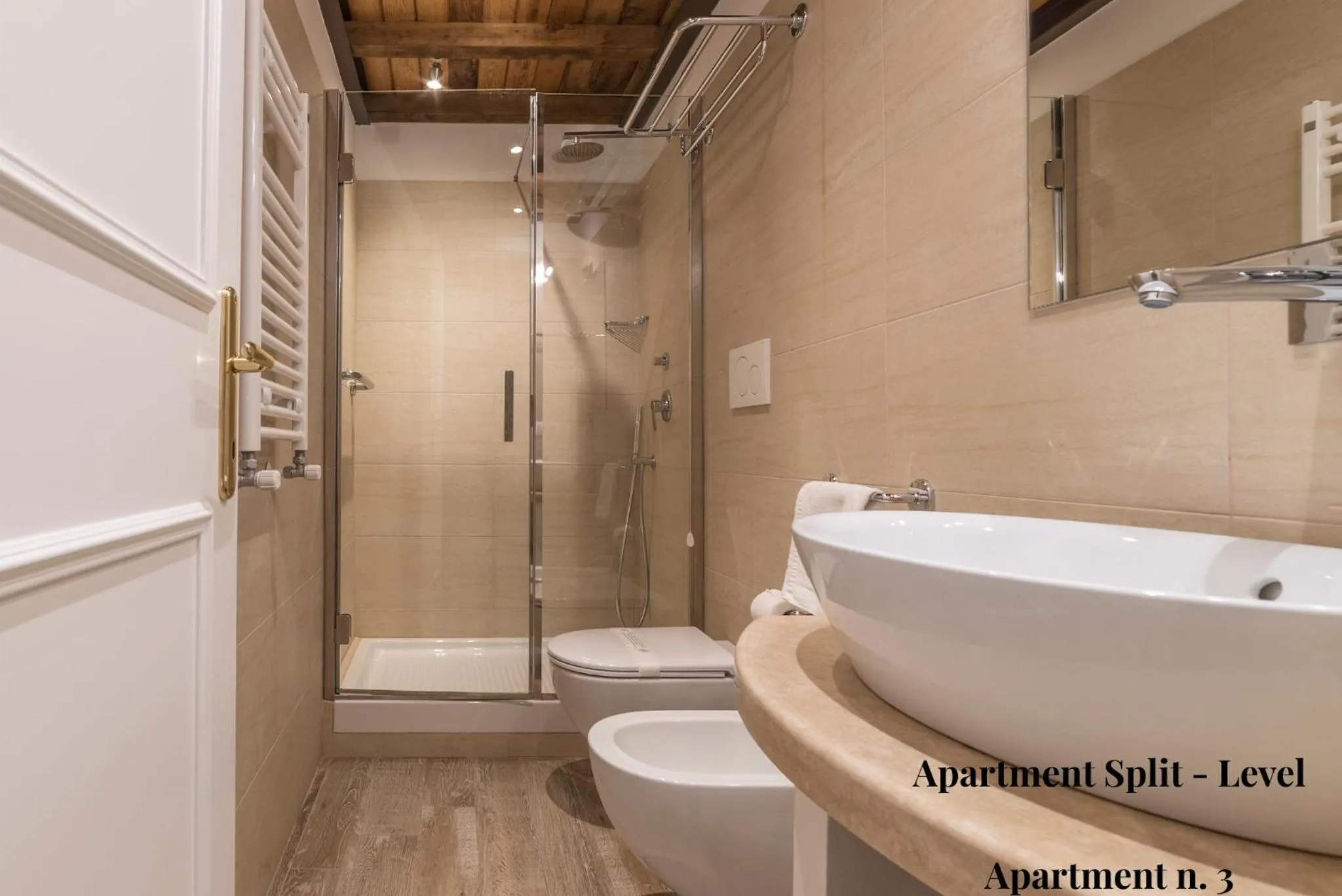 Shower in CS Exclusive Campo de Fiori Palace