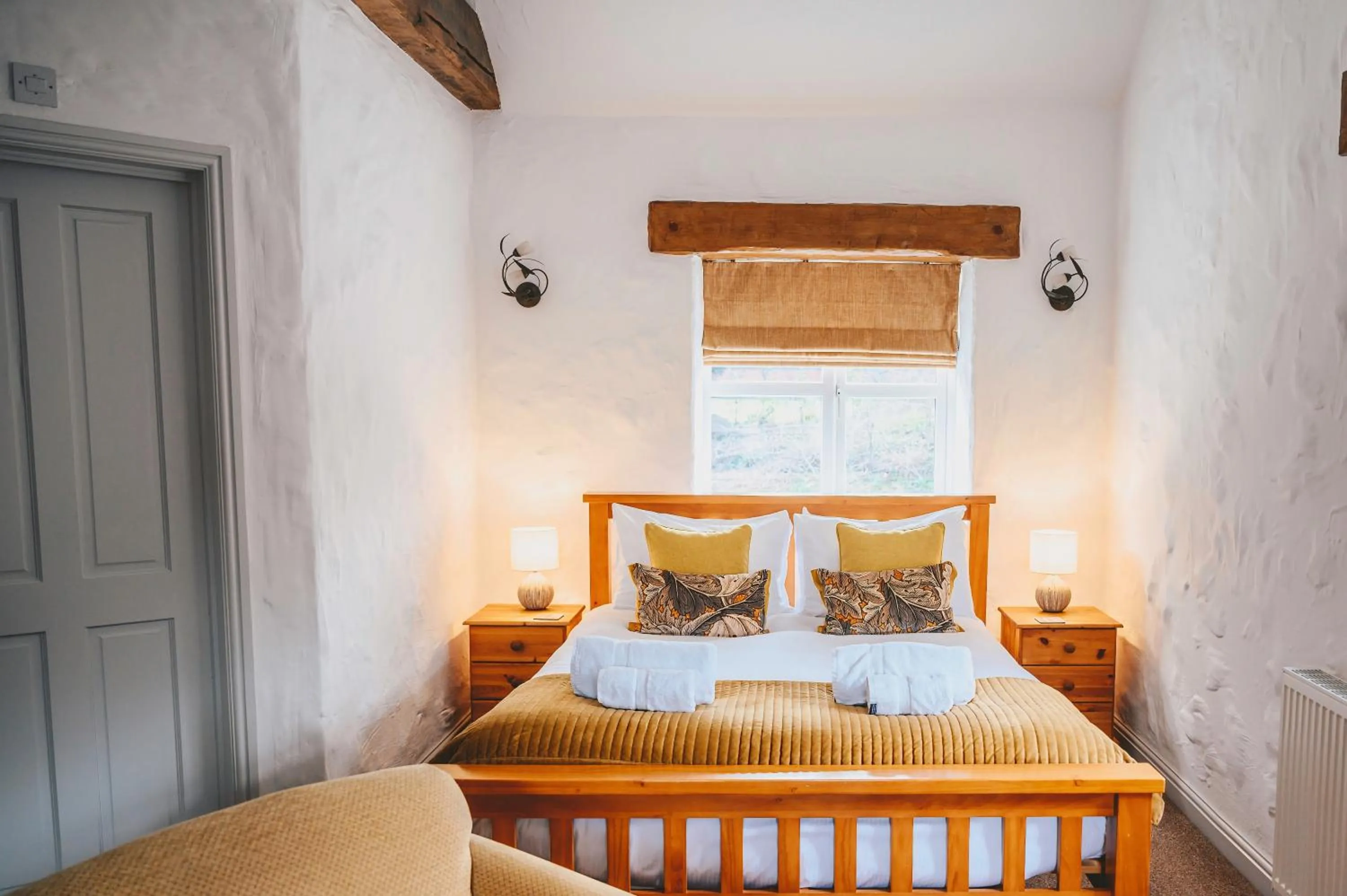 Bed in Home Farm & Lodge