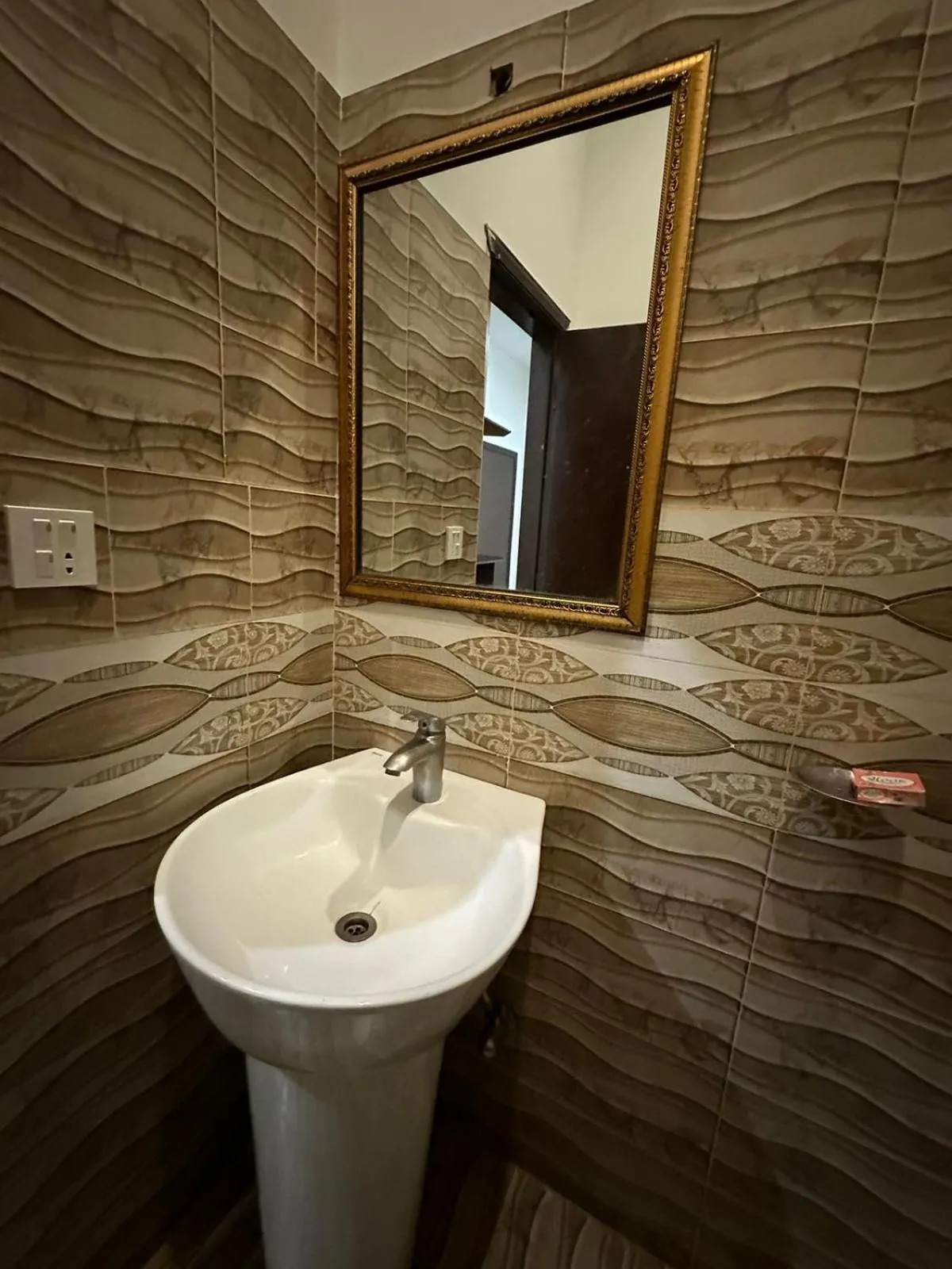 Bathroom in Green Land Hotel Lahore