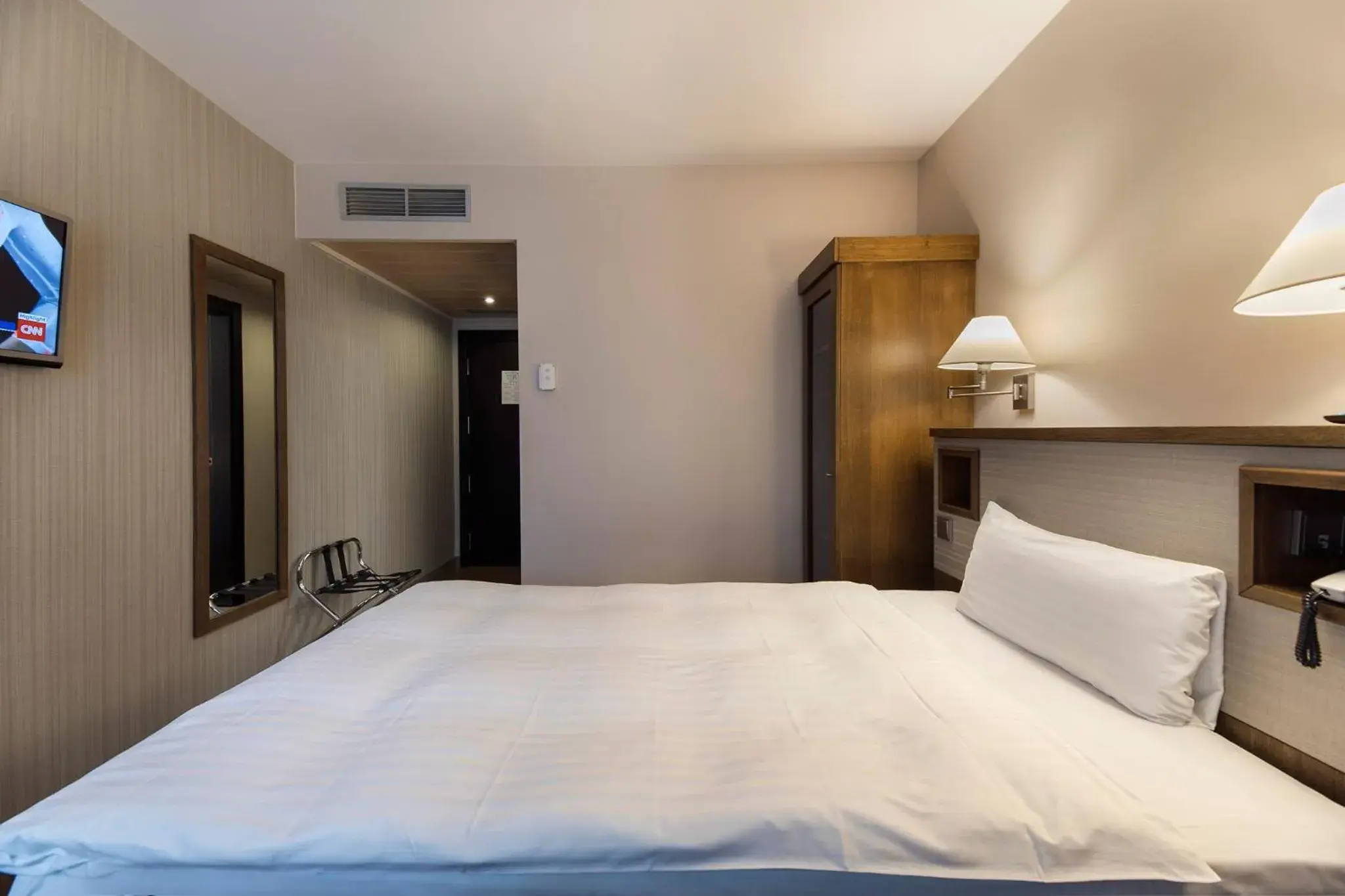 Bed in Hotel CH Bucharest Bed in Hotel CH Bucharest