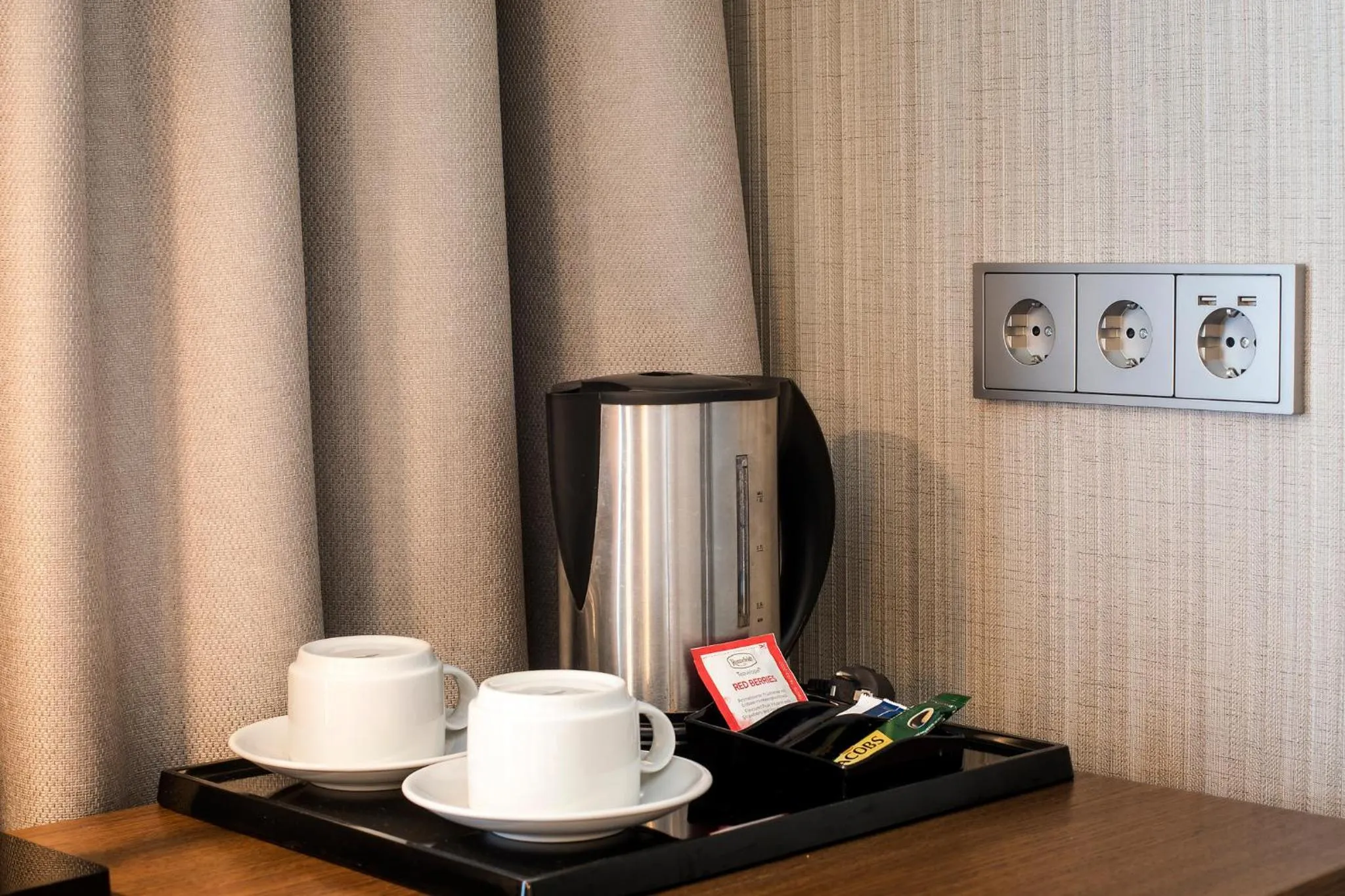 Coffee/tea facilities in Hotel CH Bucharest