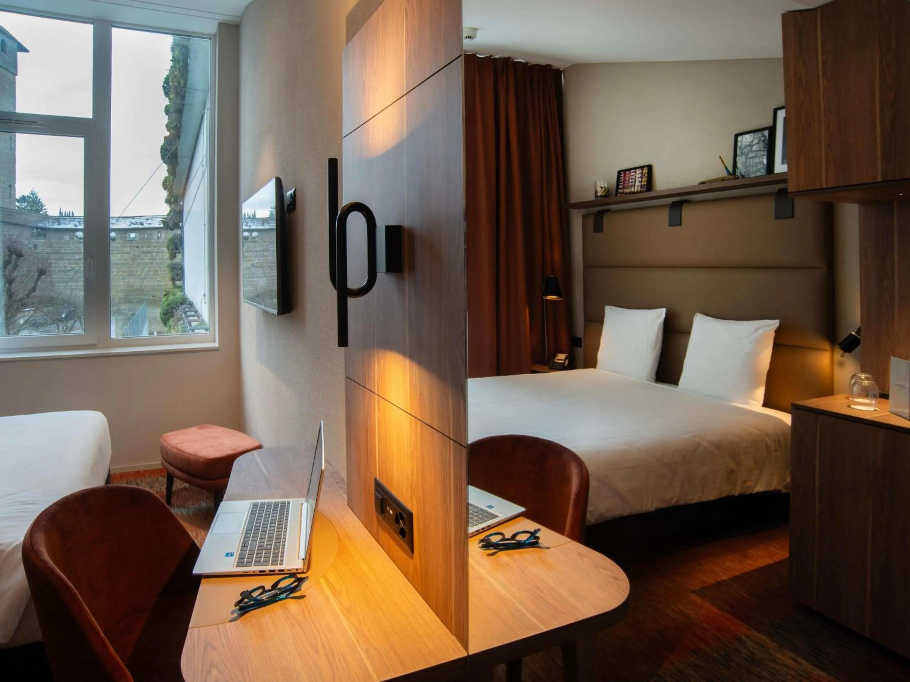 Bedroom, Bed in Mercure Fribourg Centre Remparts