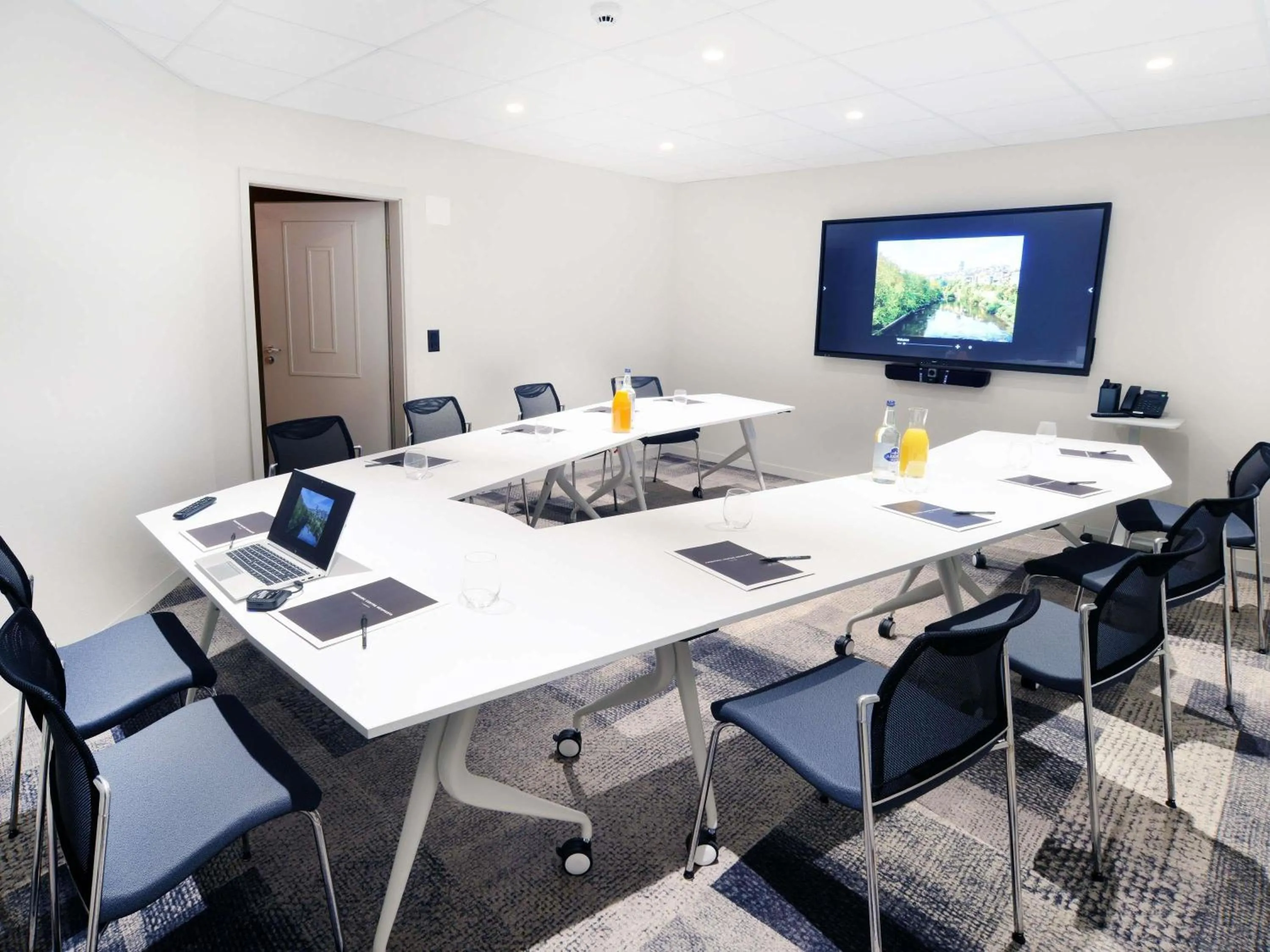 Meeting/conference room in Mercure Fribourg Centre Remparts