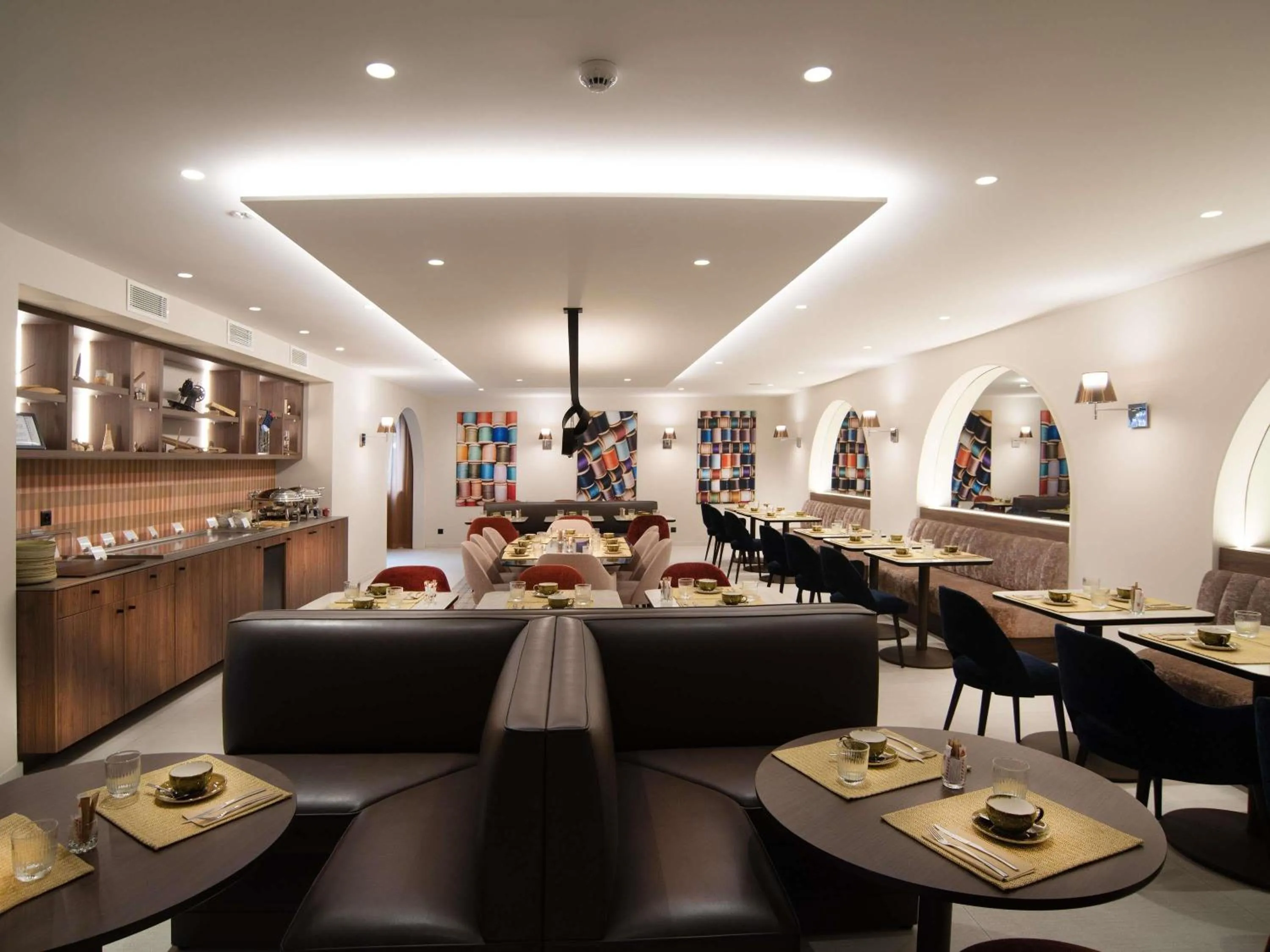 Breakfast in Mercure Fribourg Centre Remparts