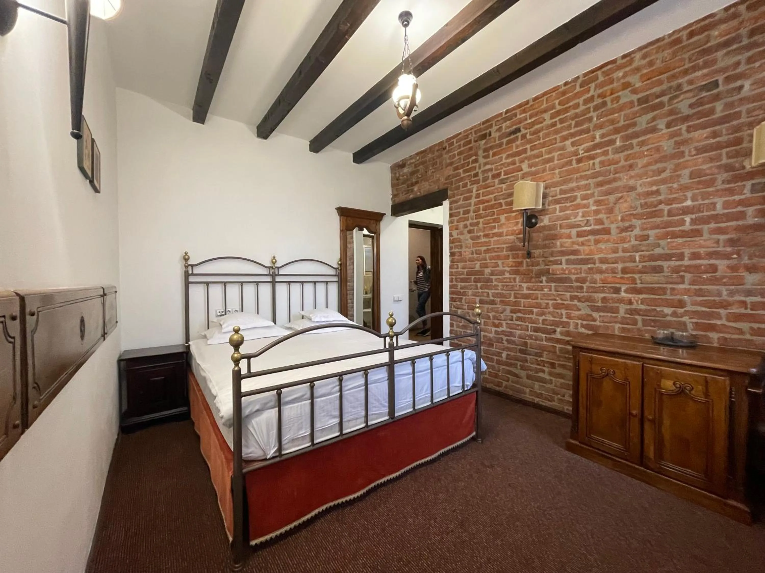 Bed in Topaz Boutique