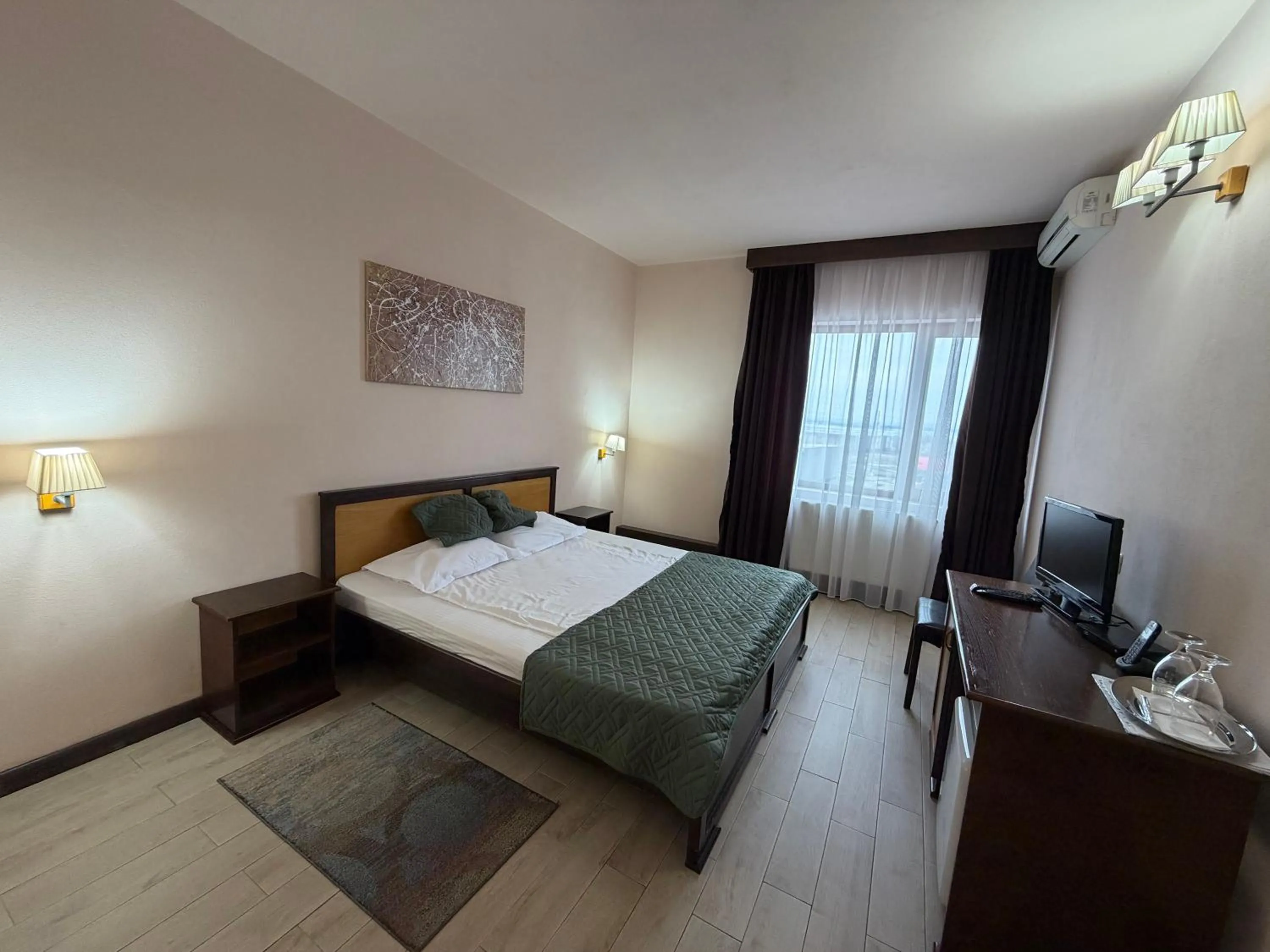 Bed in Hotel Hanul de la Rascruce