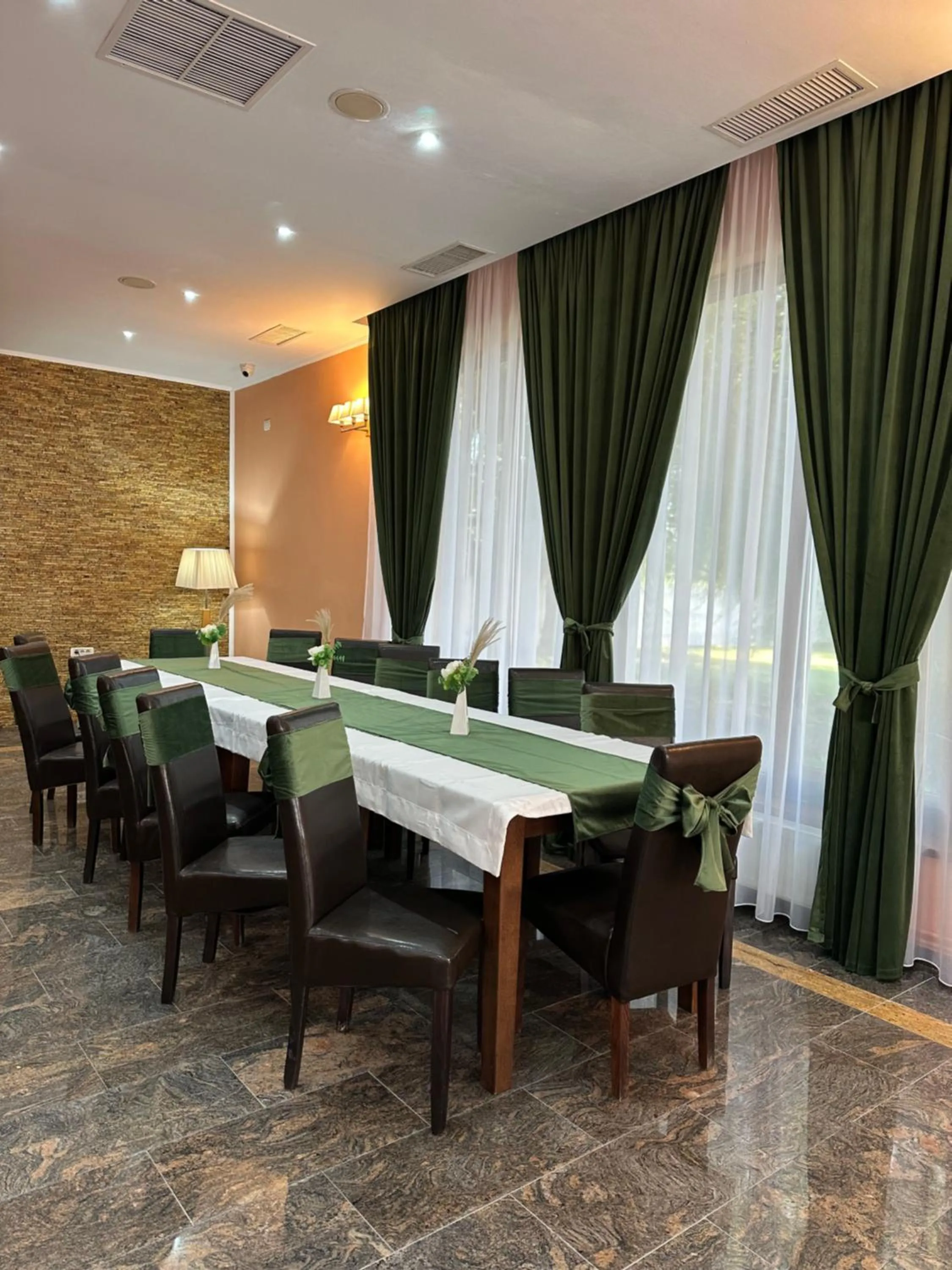 Hotel Hanul de la Rascruce
