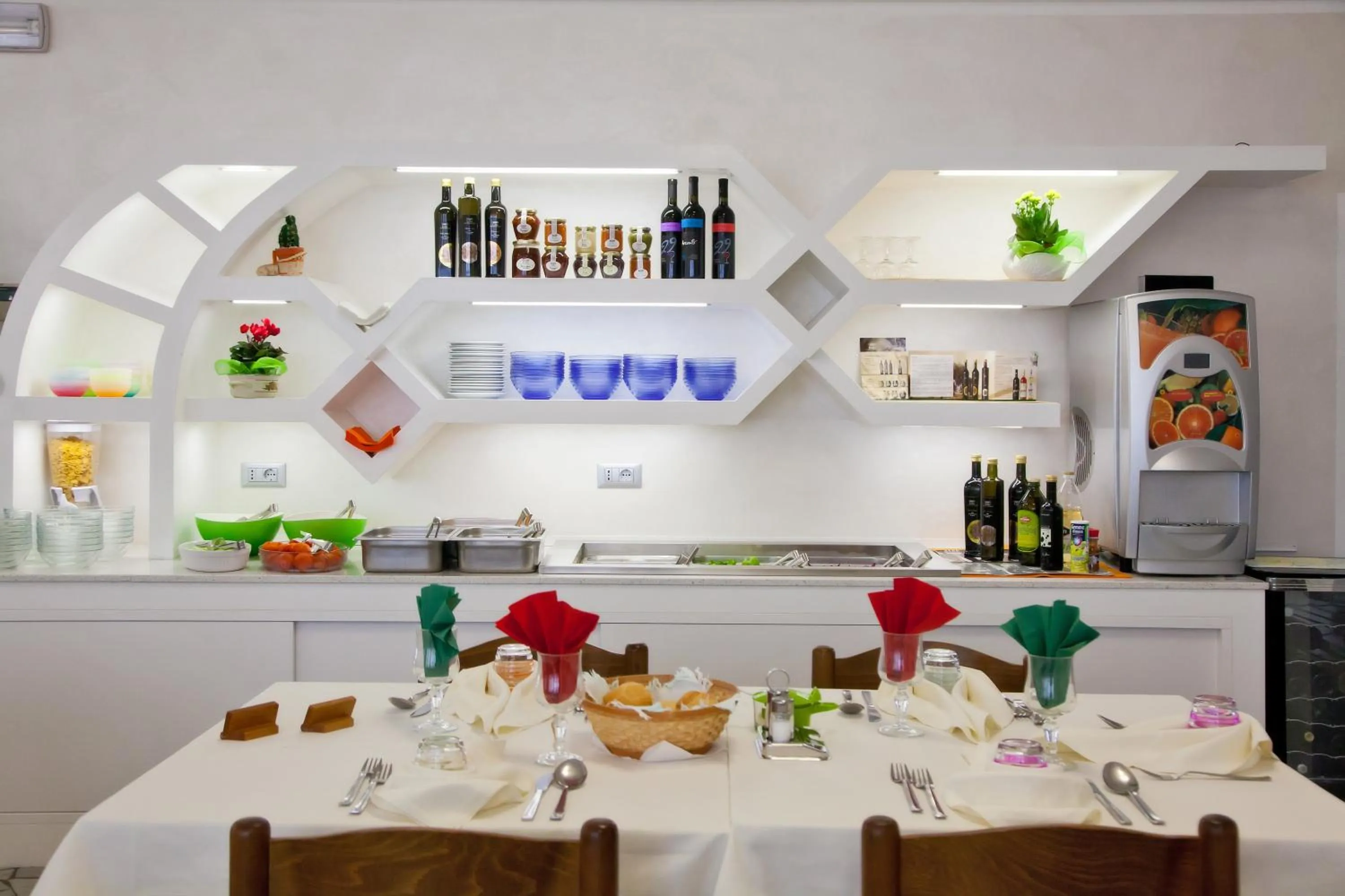 Restaurant/places to eat in Hotel Fabris