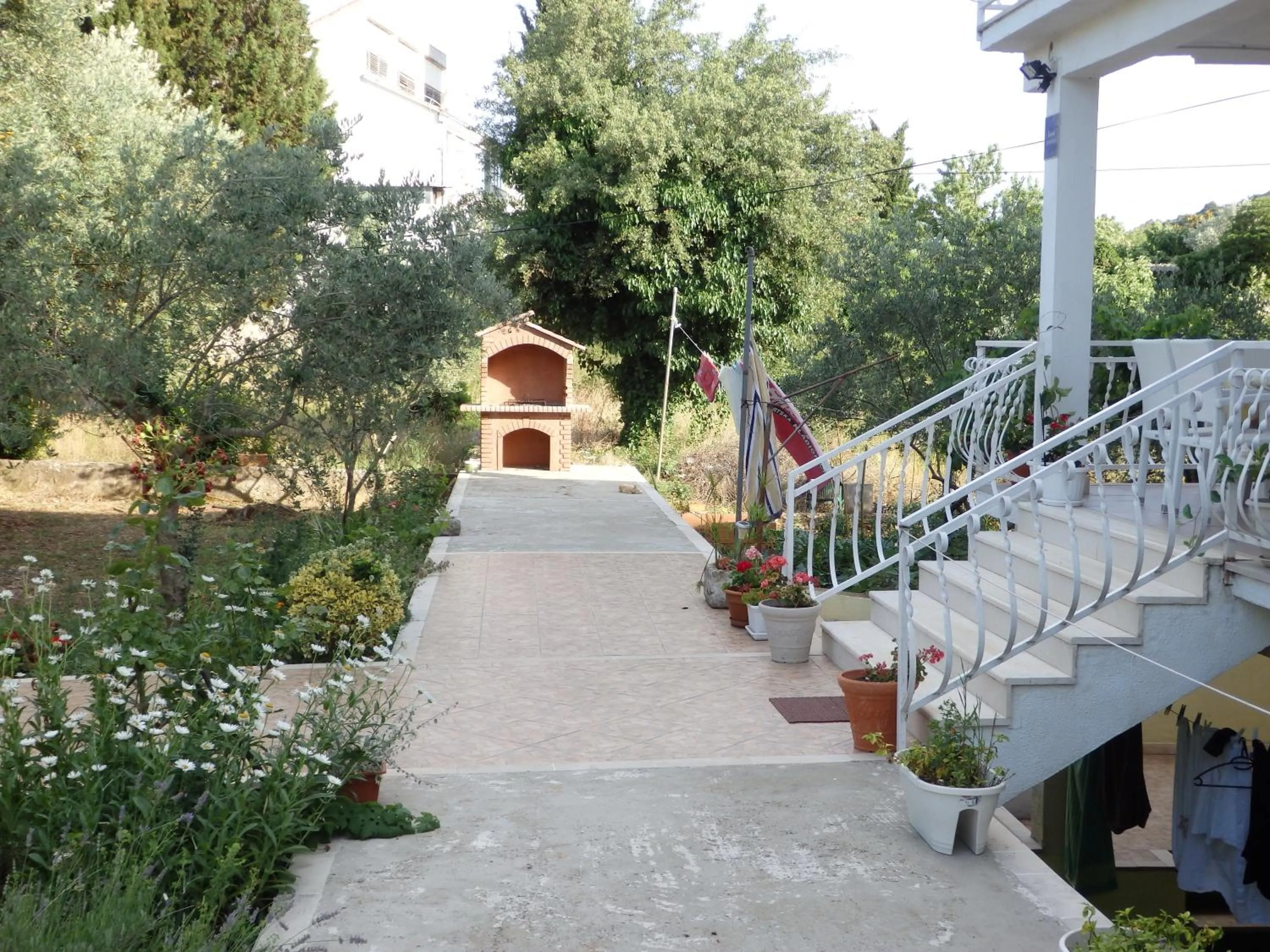 BBQ facilities in Apartments Biočić