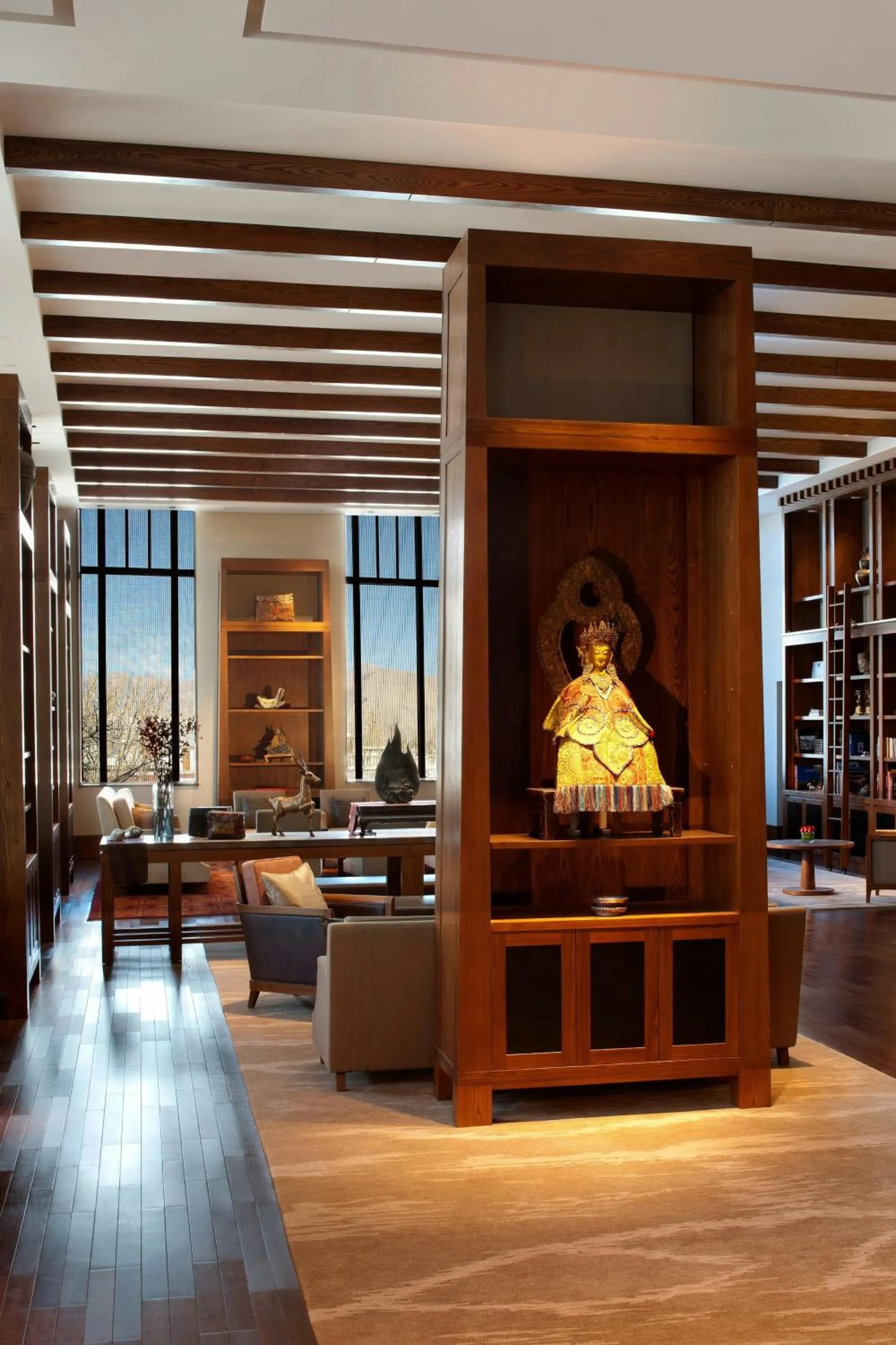 Photo of the whole room in The St. Regis Lhasa Resort