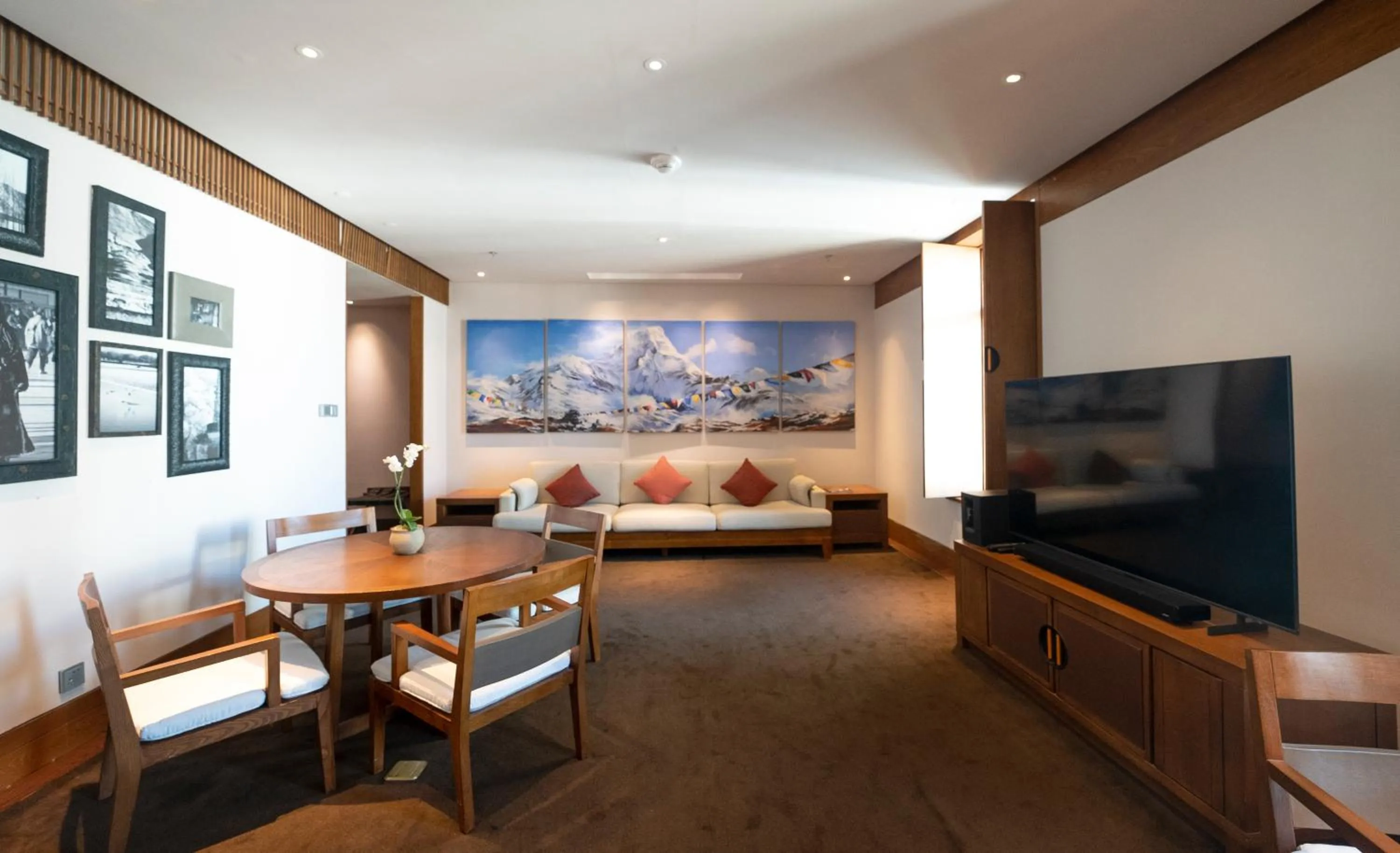 The St. Regis Lhasa Resort