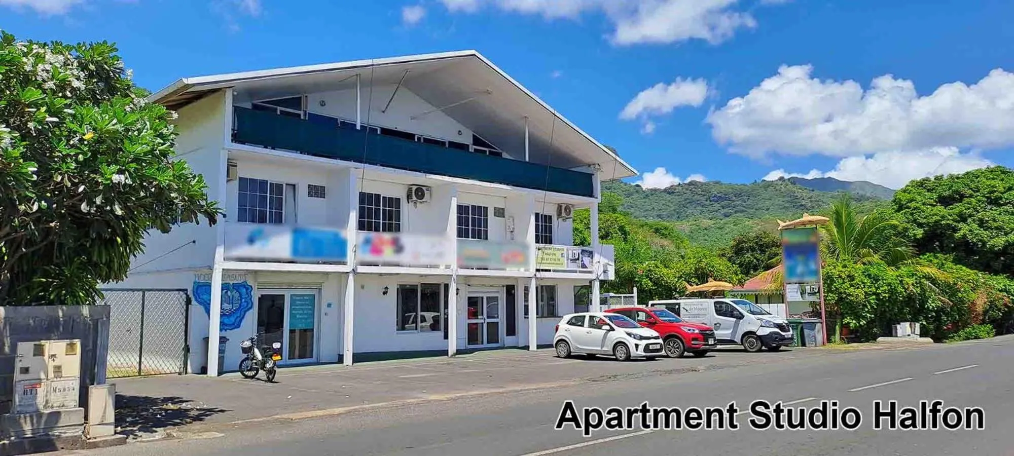 Property building in Apartment Studio Halfon