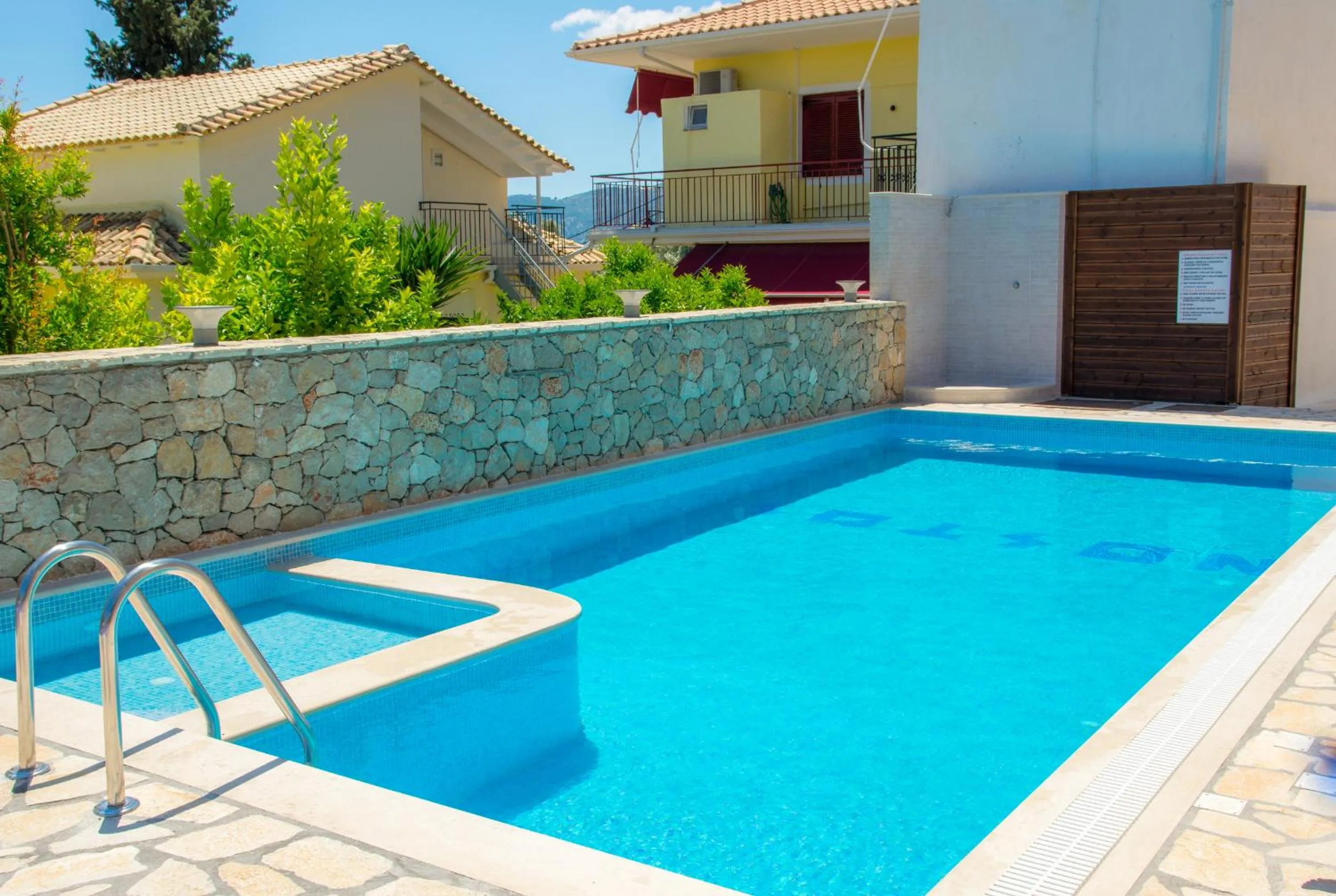 Swimming pool in Hotel Nostos