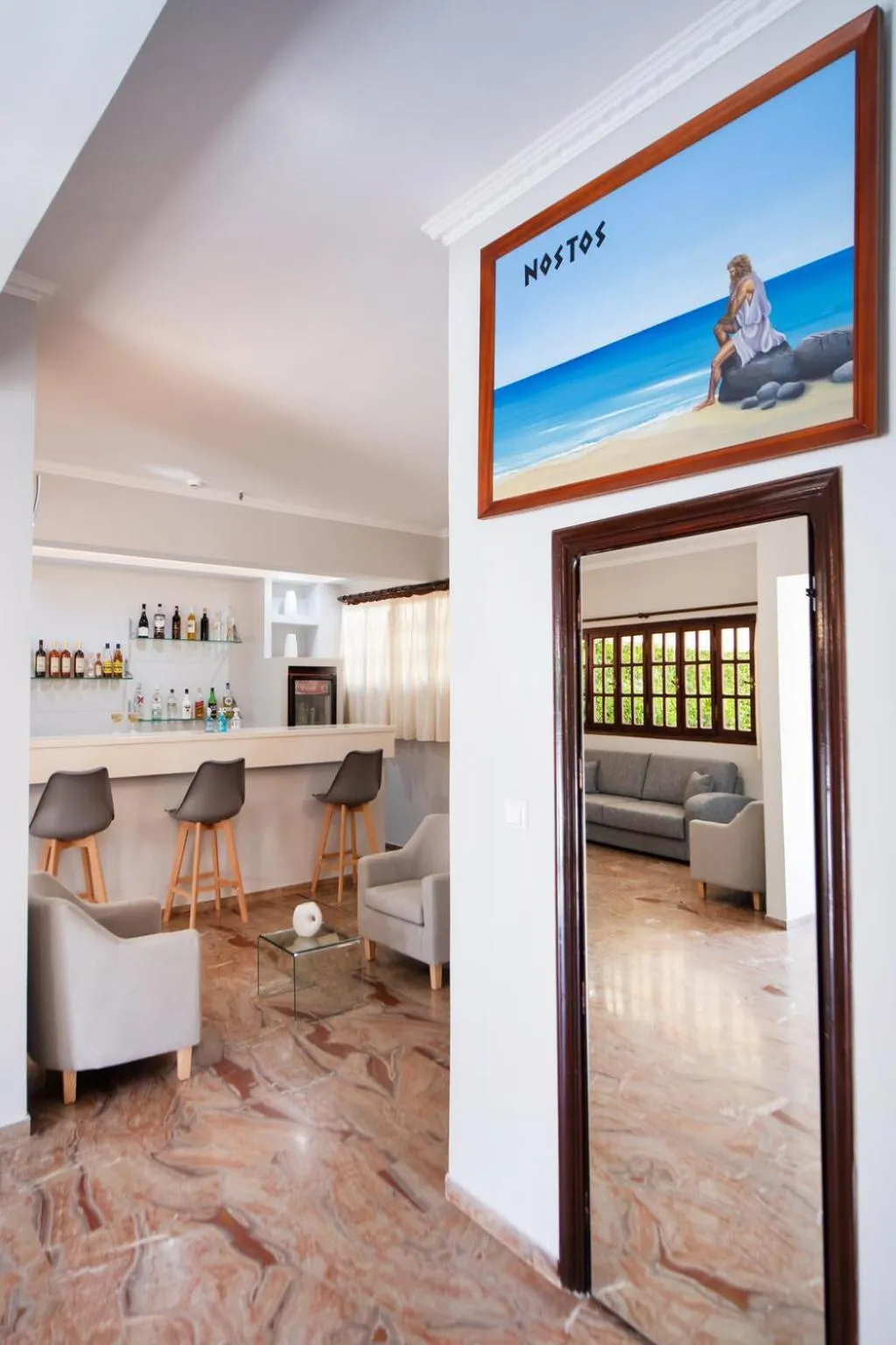 Lounge or bar in Hotel Nostos