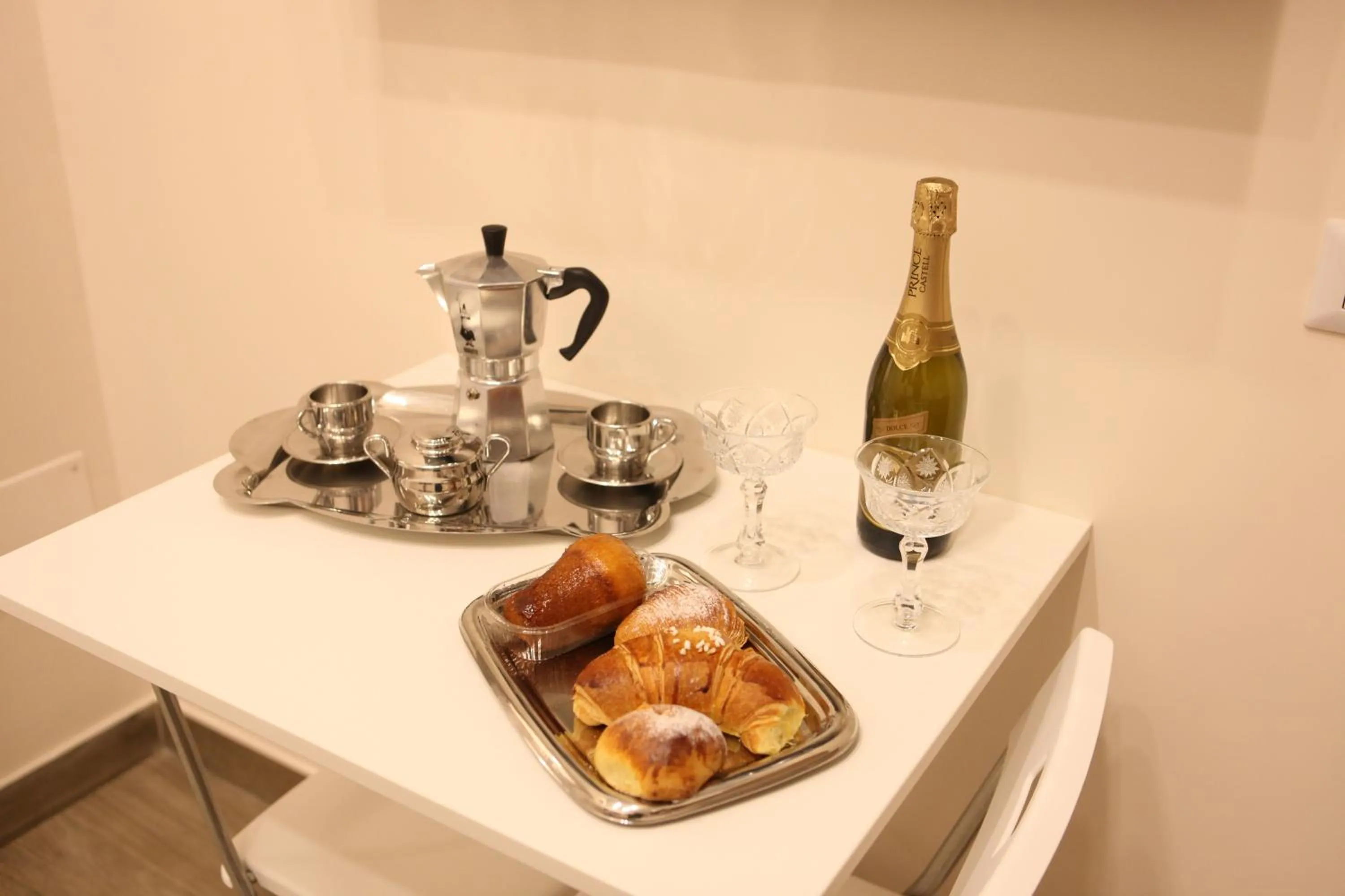 Breakfast in Garibaldi Station 2punto0