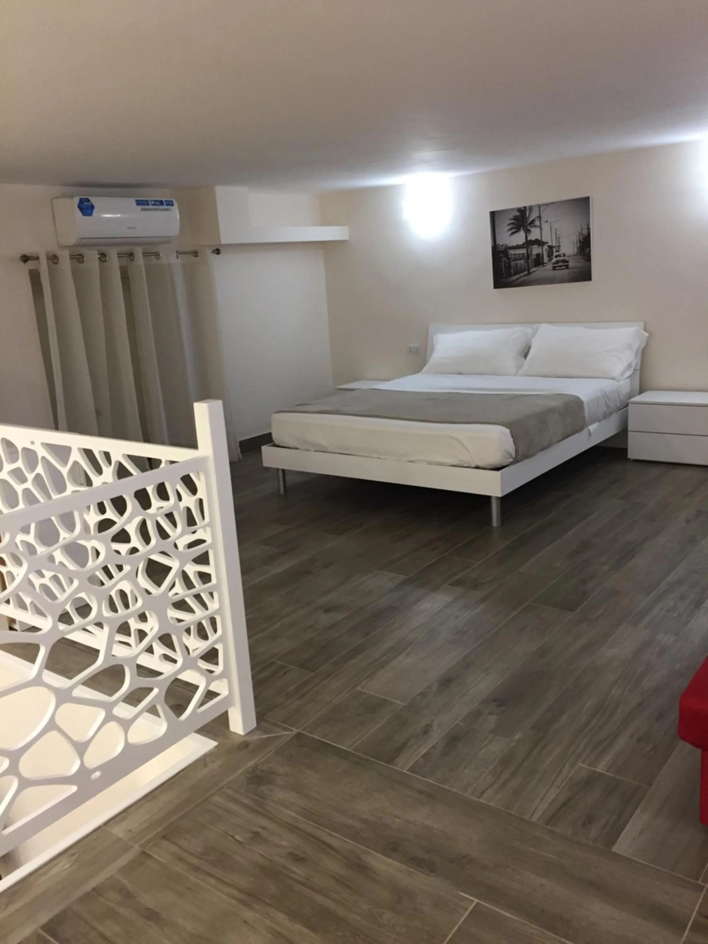 Bed in Garibaldi Station 2punto0