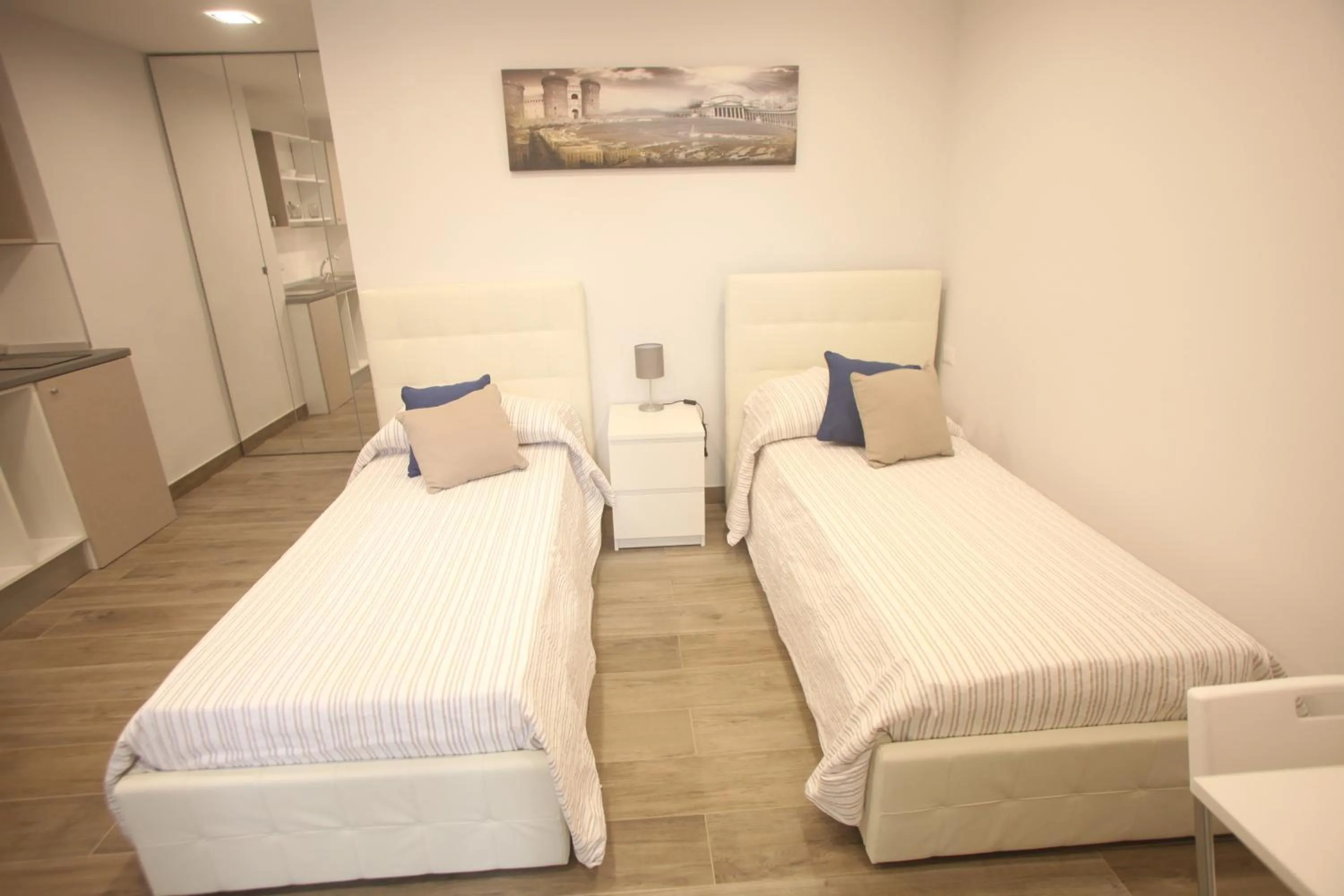 Bed in Garibaldi Station 2punto0