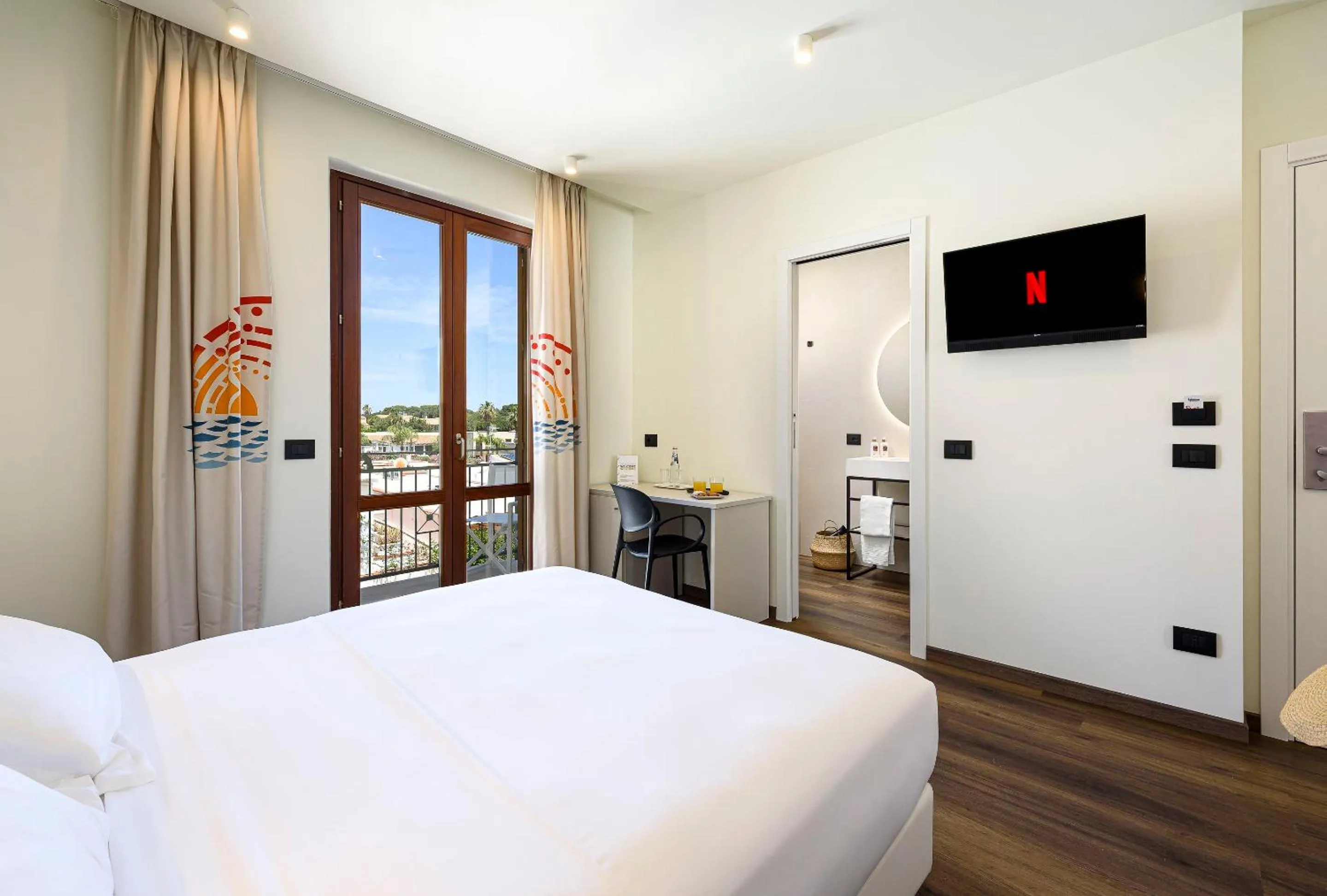 View (from property/room), Bed in Albergo Auralba