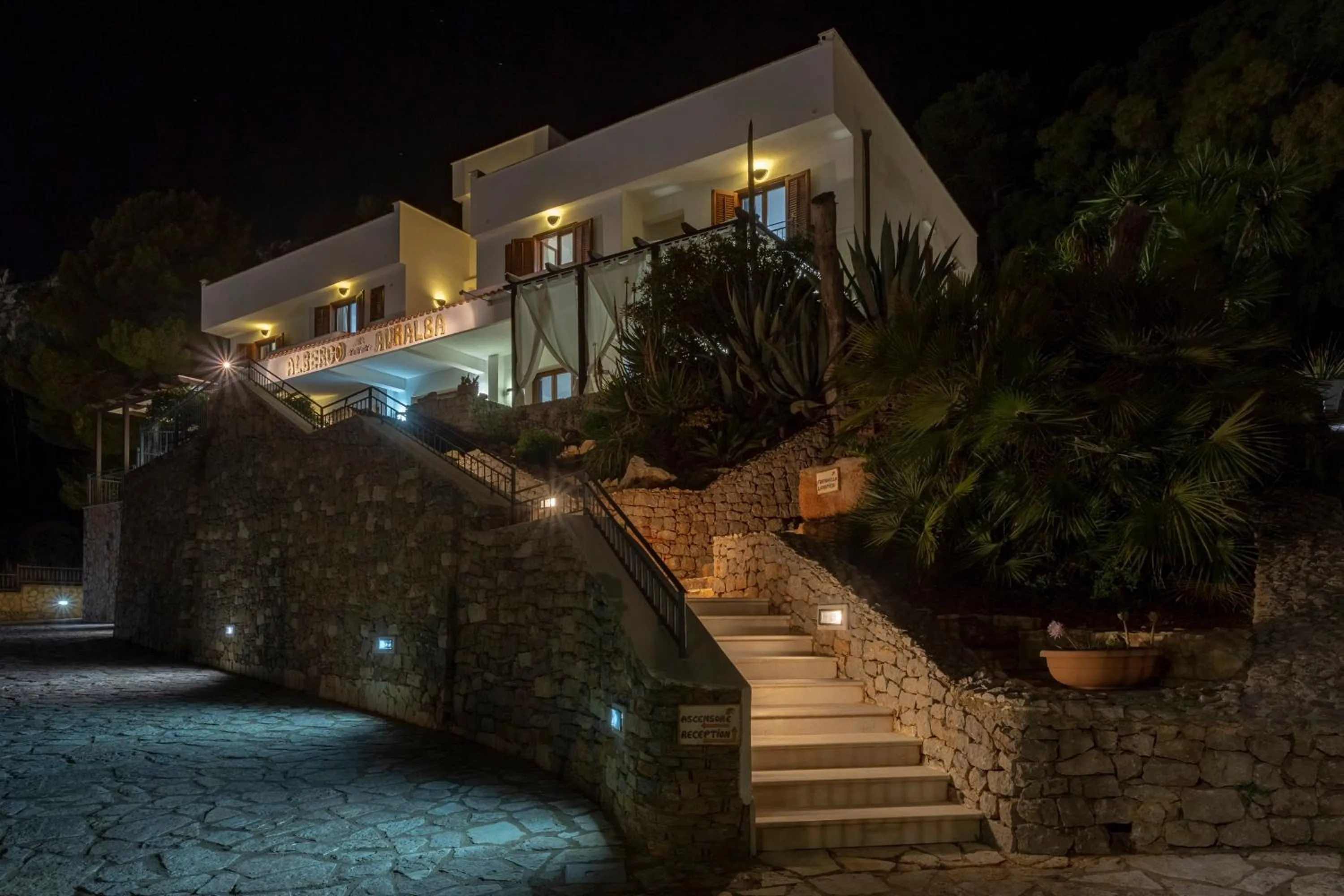 Property building in Albergo Auralba