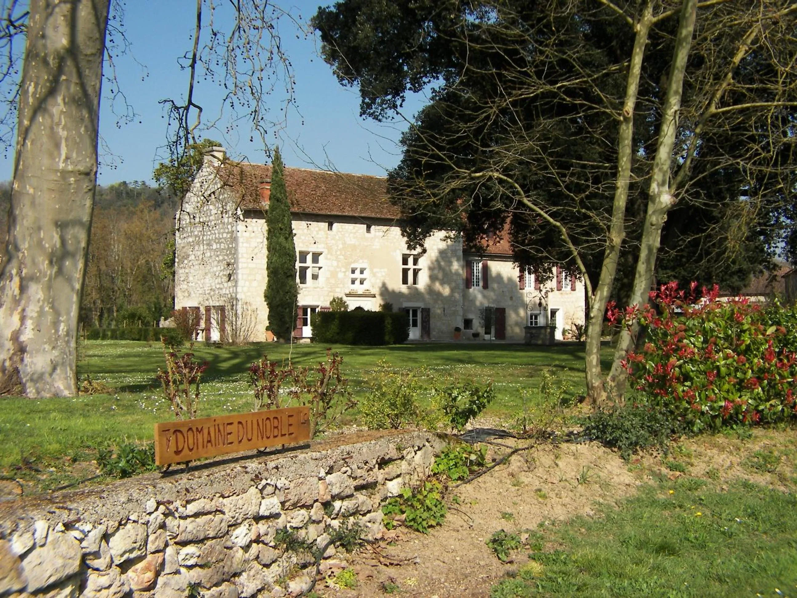 Property building in Domaine du Noble