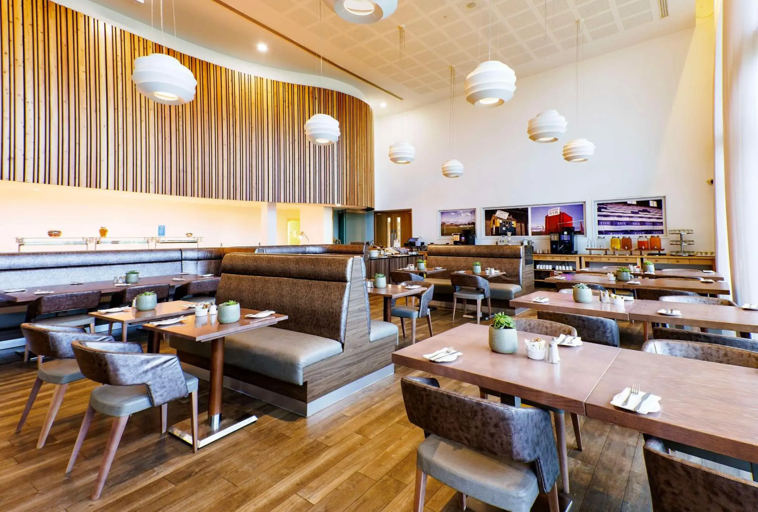 Breakfast in Hilton at St George's Park Breakfast in Hilton at St George's Park