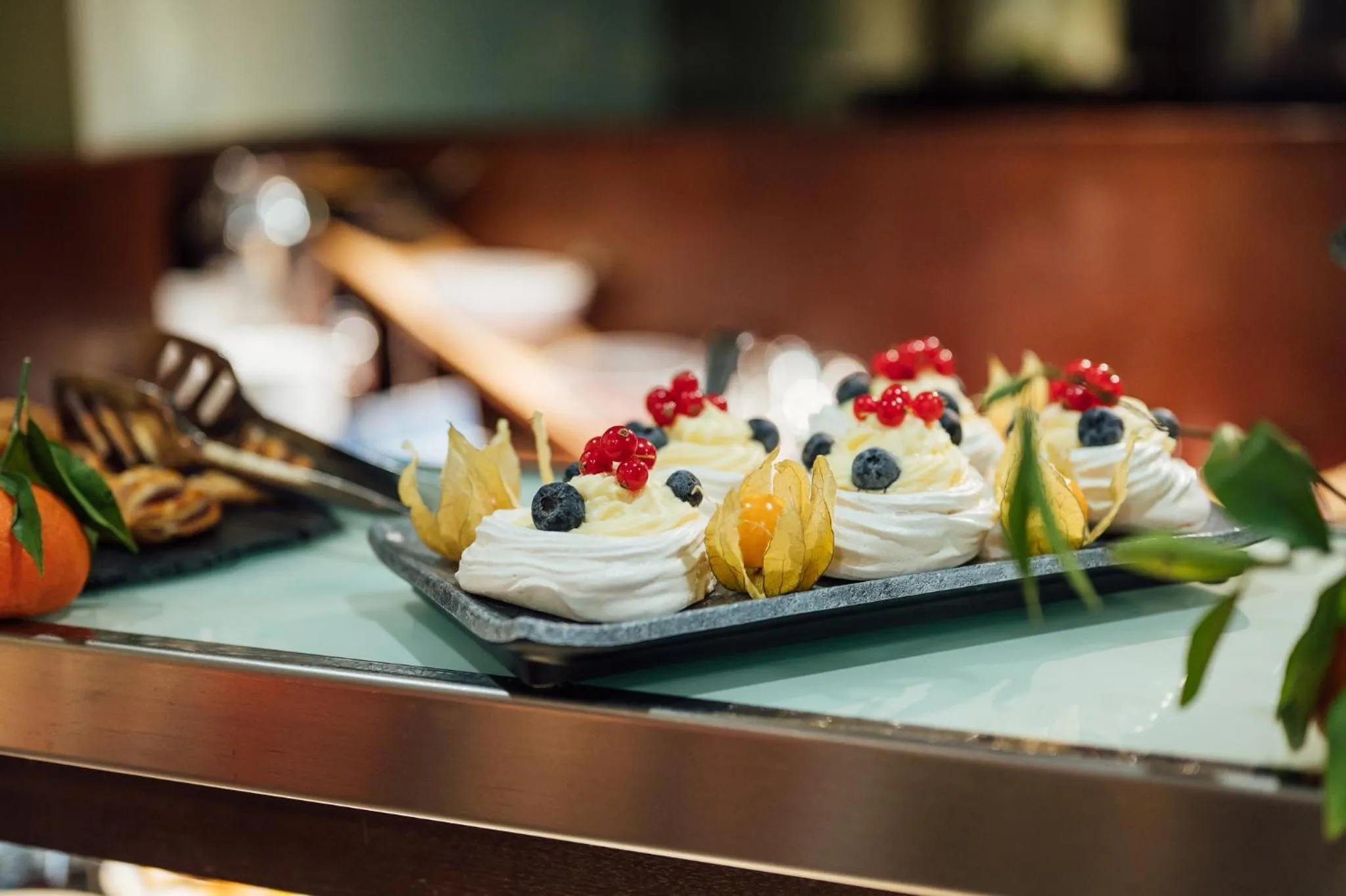 Buffet breakfast in Peakture Hotel