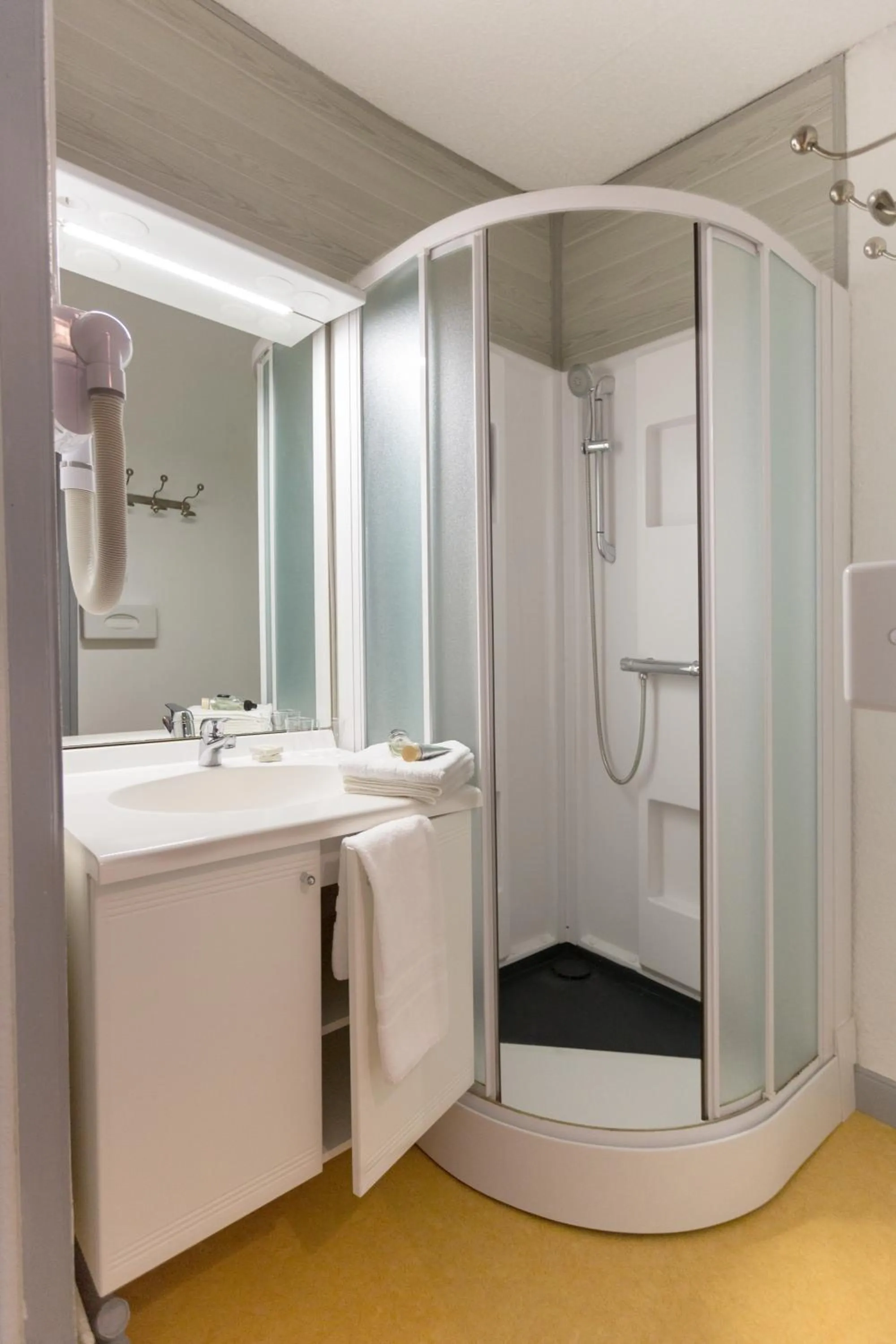 Logis Hôtel Restaurant La Brasserie