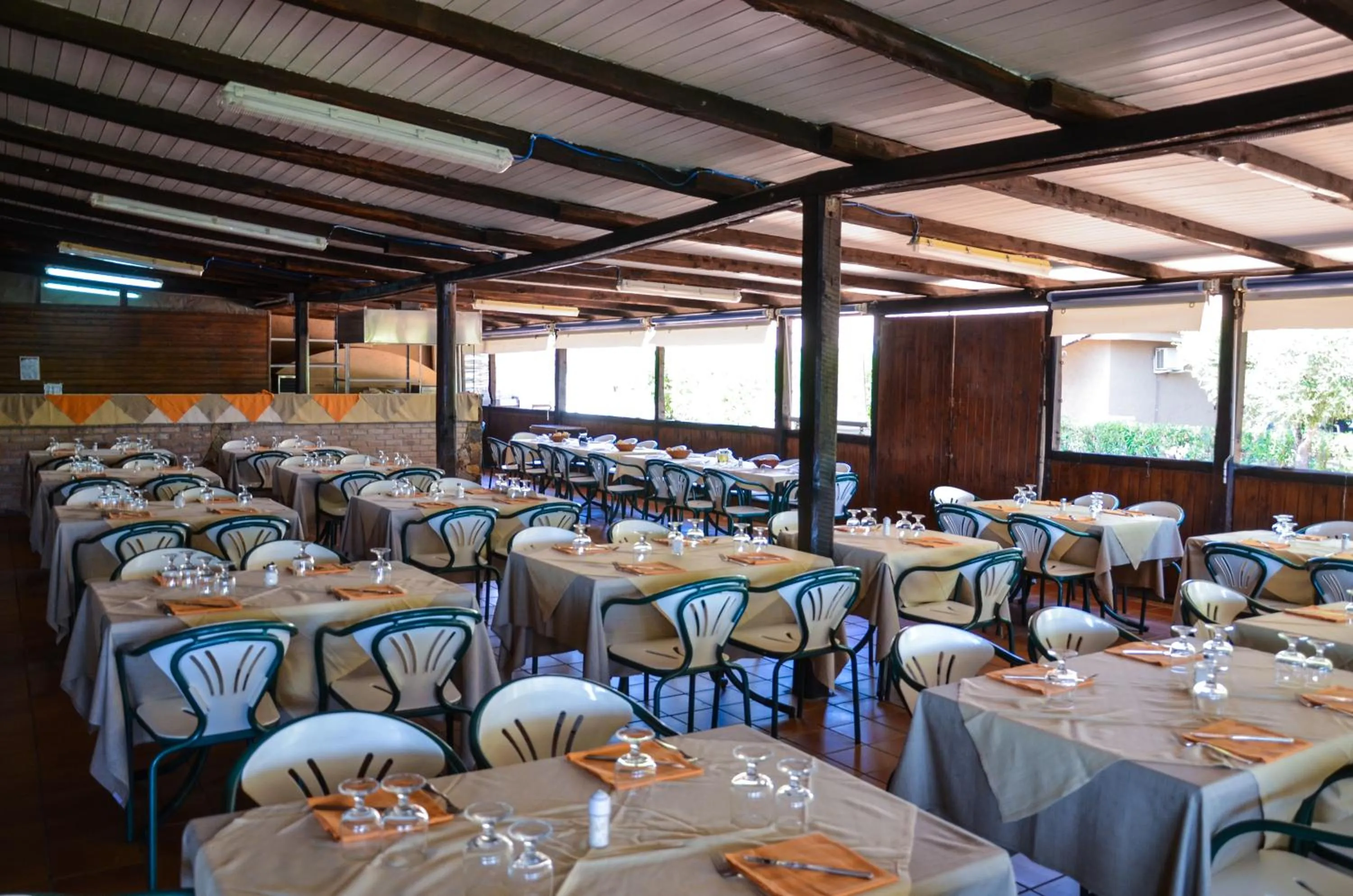 Restaurant/places to eat in Residence Porto Mannu