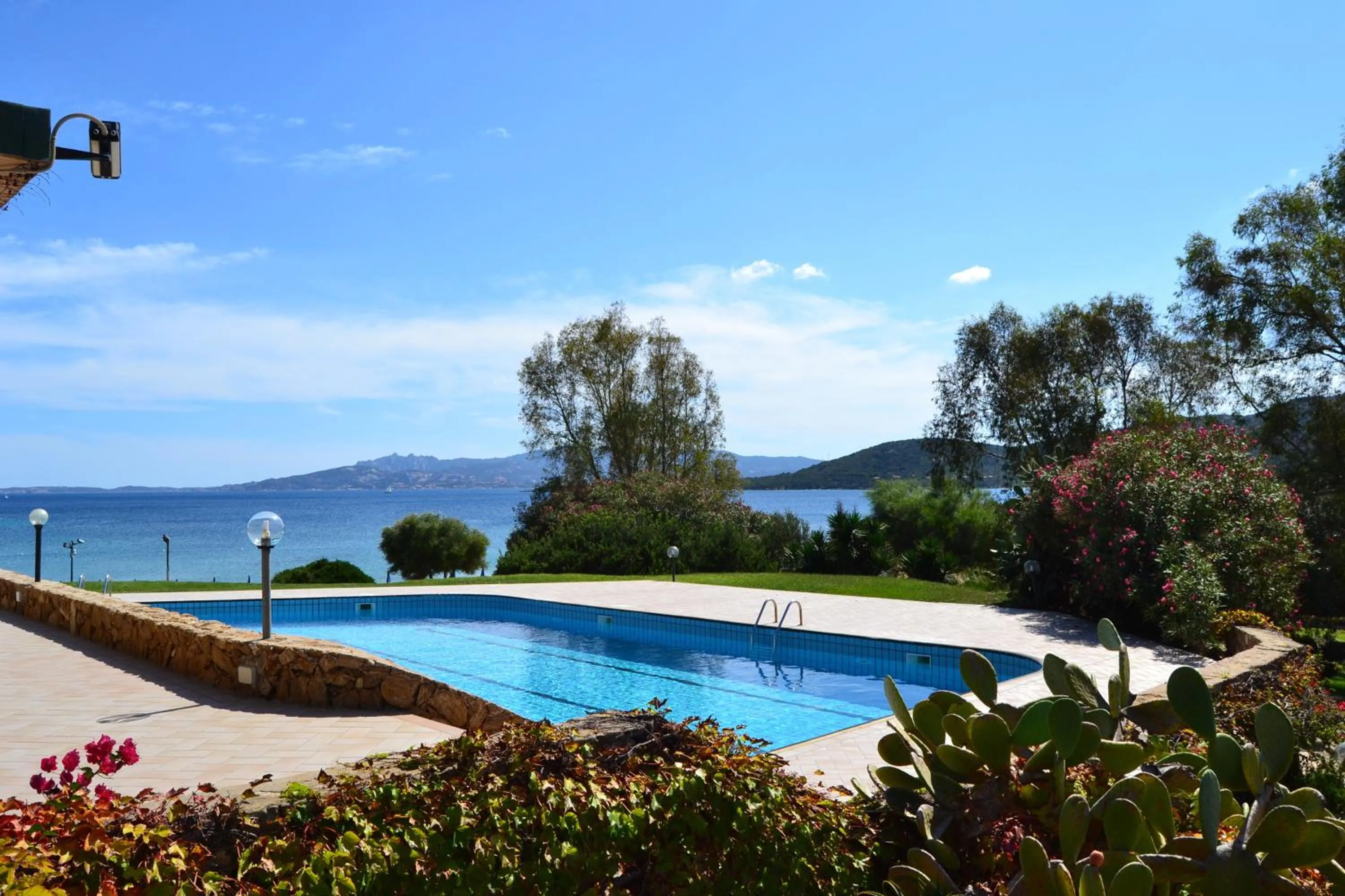 Swimming pool in Residence Porto Mannu