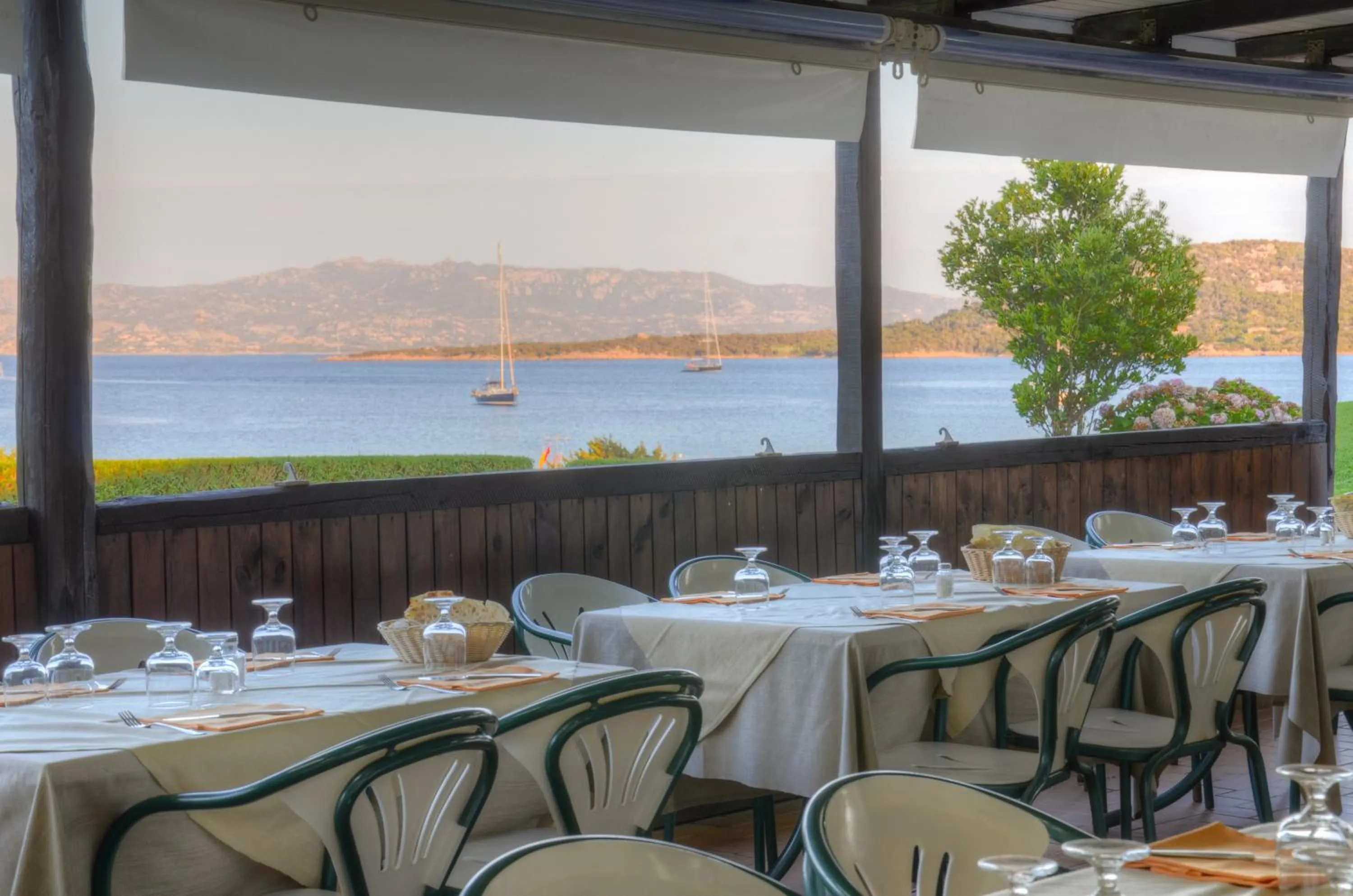 Restaurant/places to eat in Residence Porto Mannu