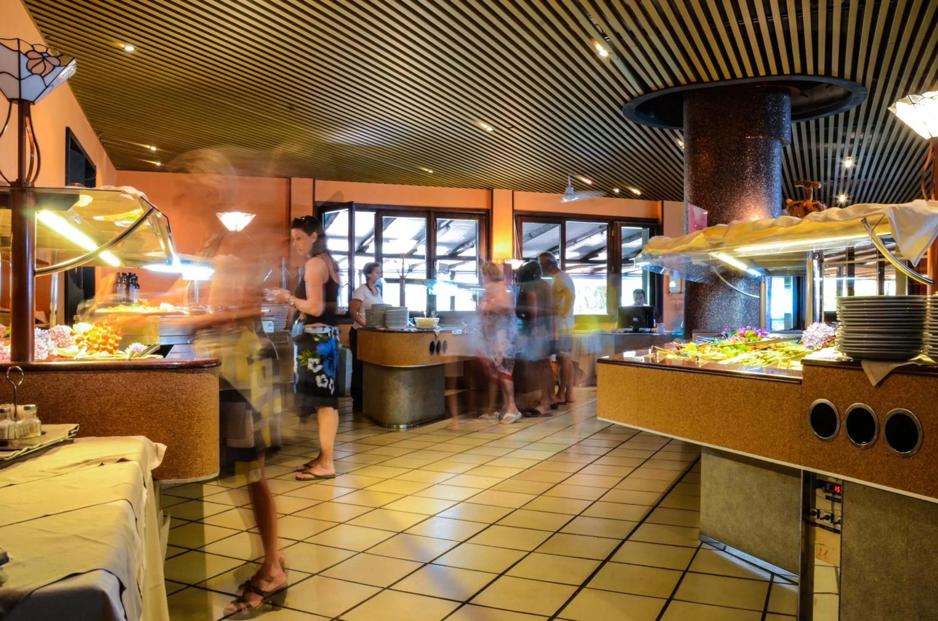 Restaurant/places to eat in Residence Porto Mannu