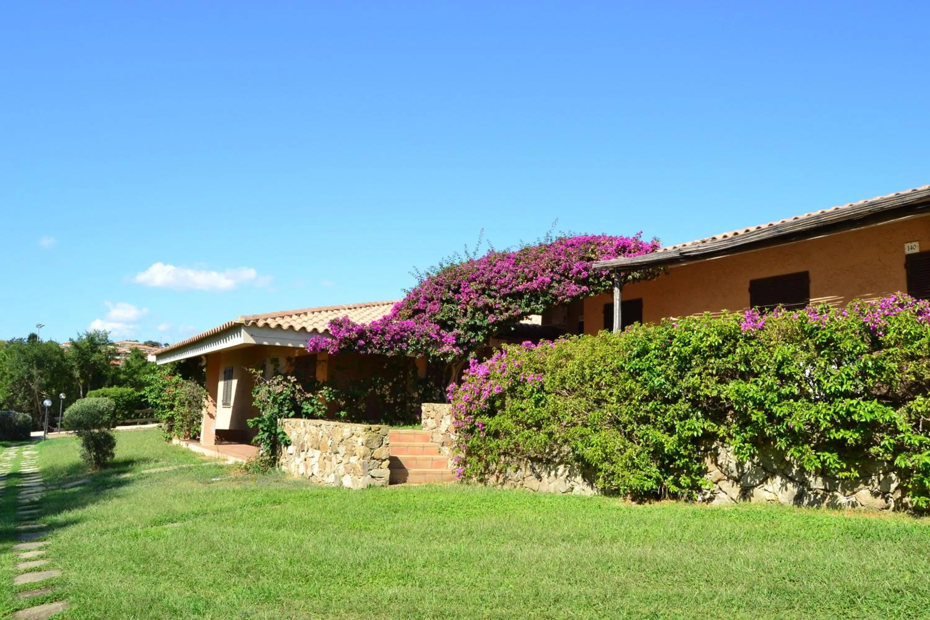Facade/entrance in Residence Porto Mannu