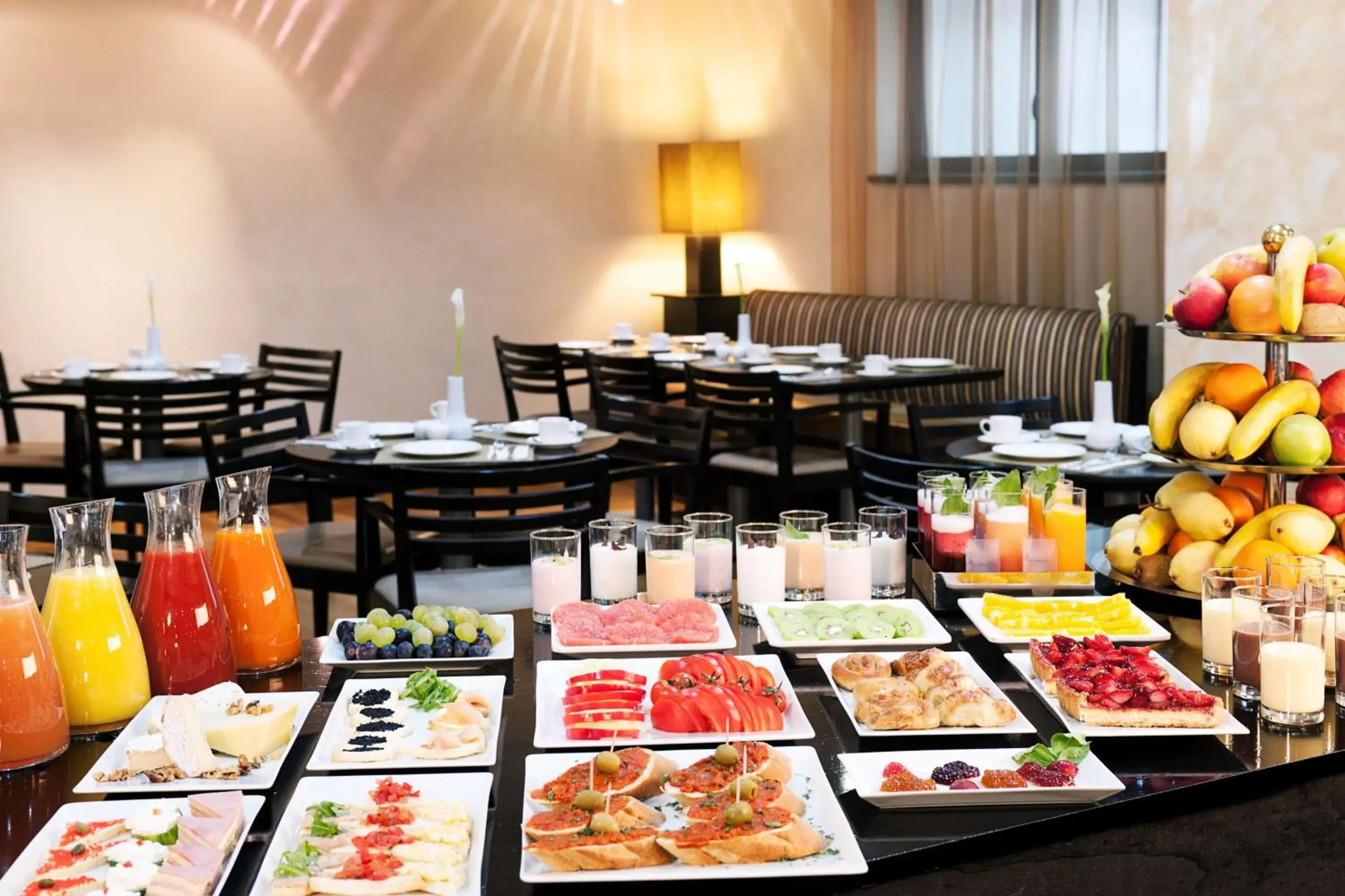 Restaurant/places to eat in NH Timisoara Restaurant/places to eat in NH Timisoara