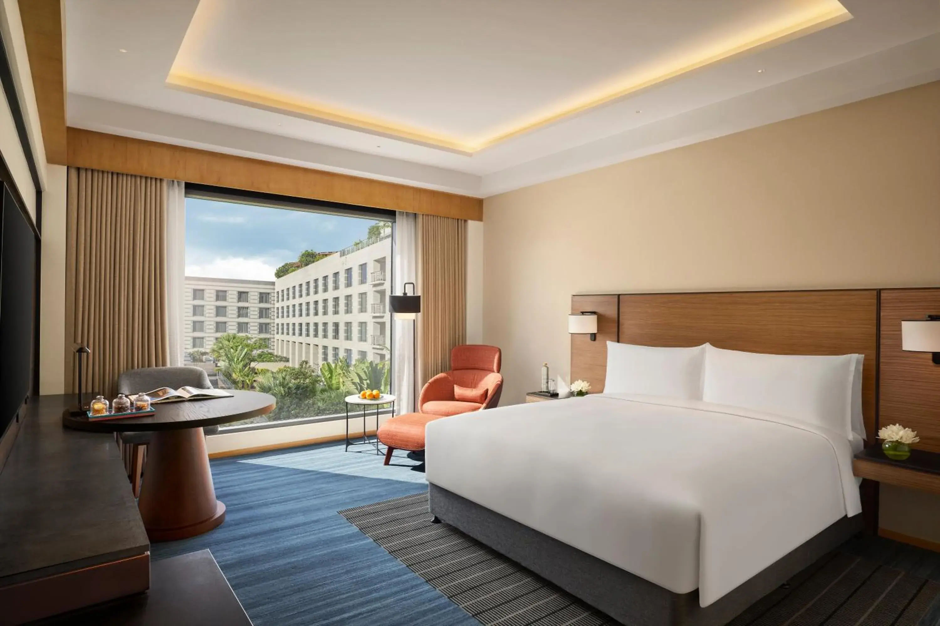 Queen Room - Club Access in Grand Hyatt Mumbai Hotel and Residences Queen Room - Club Access in Grand Hyatt Mumbai Hotel and Residences