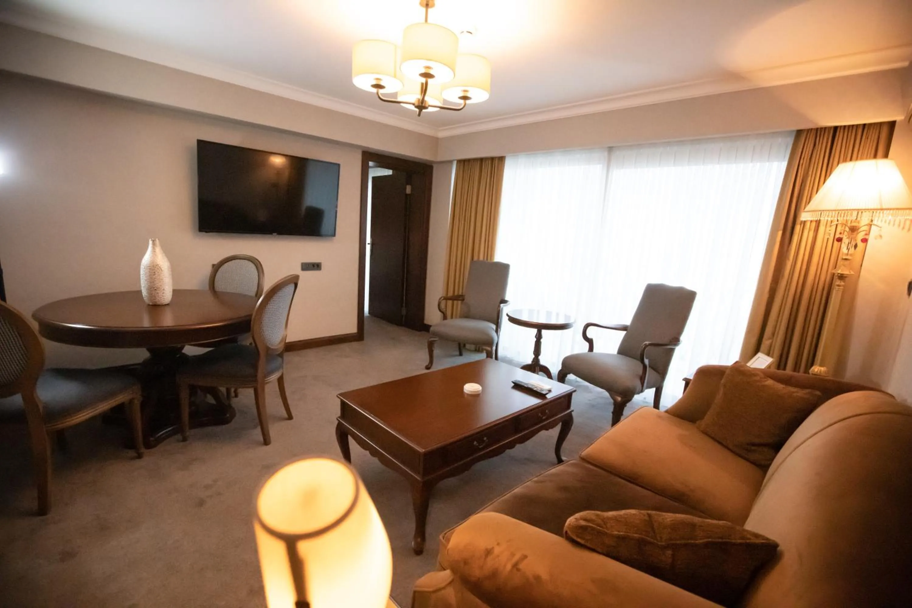 Living room in La Quinta by Wyndham Giresun