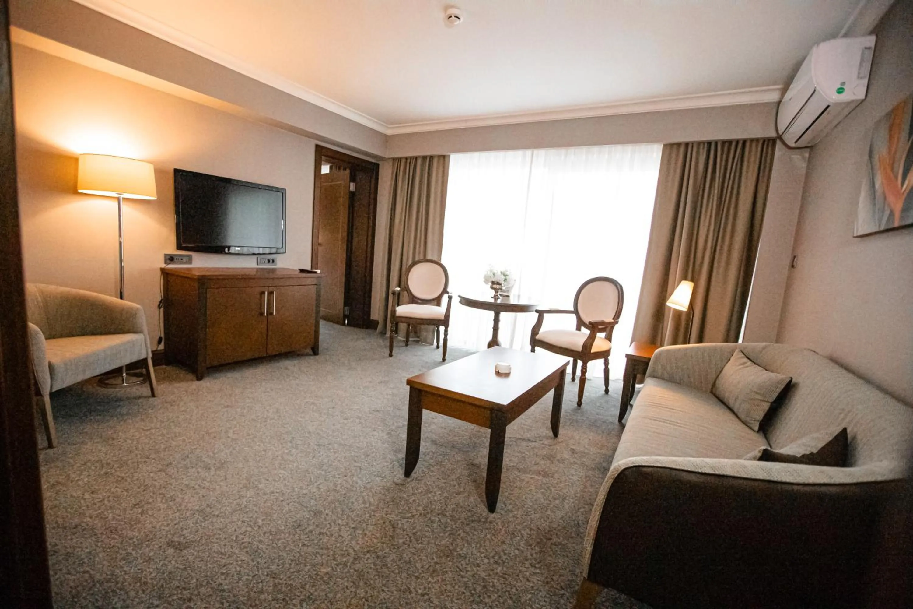 Living room, Bed in La Quinta by Wyndham Giresun