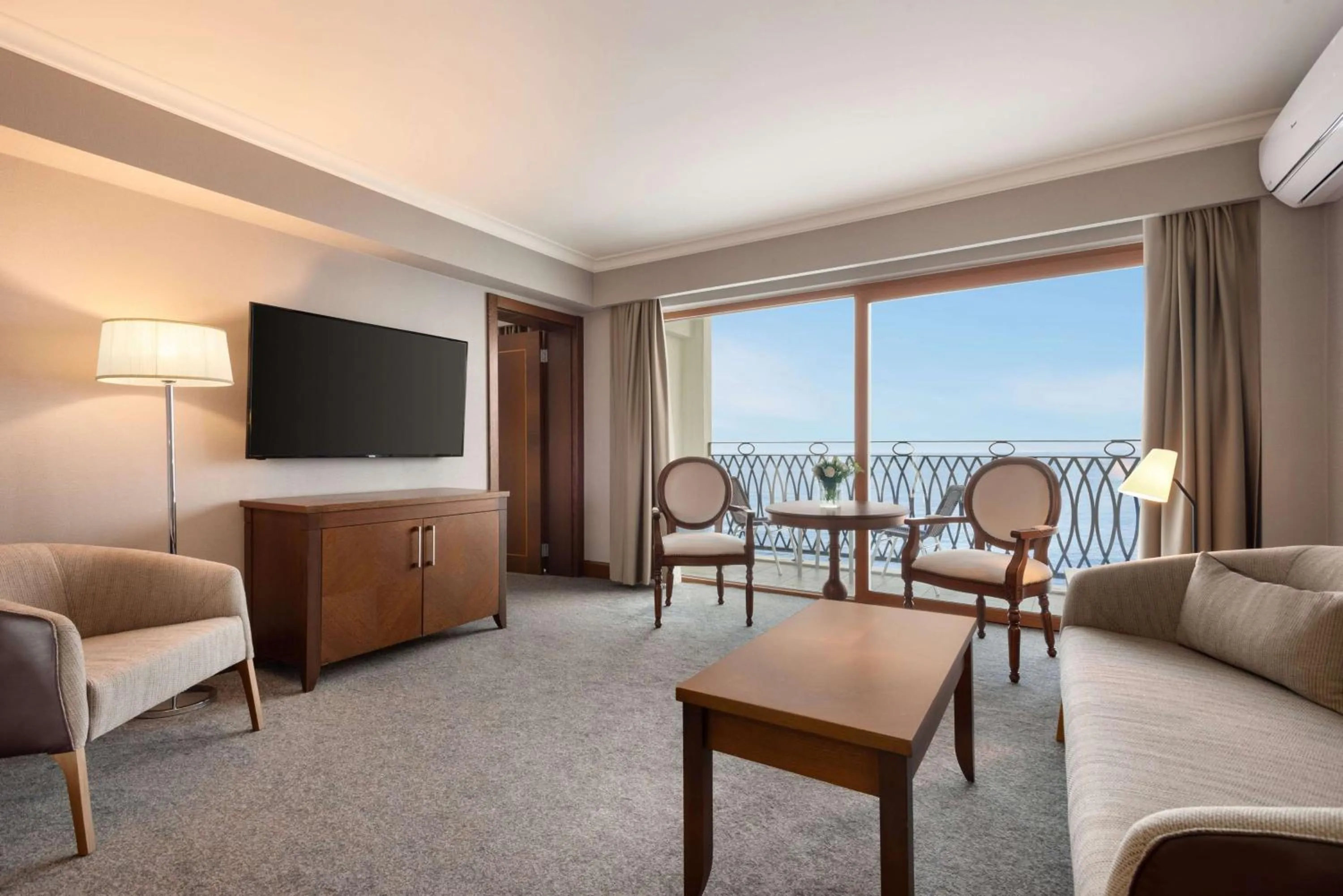 Bed in La Quinta by Wyndham Giresun