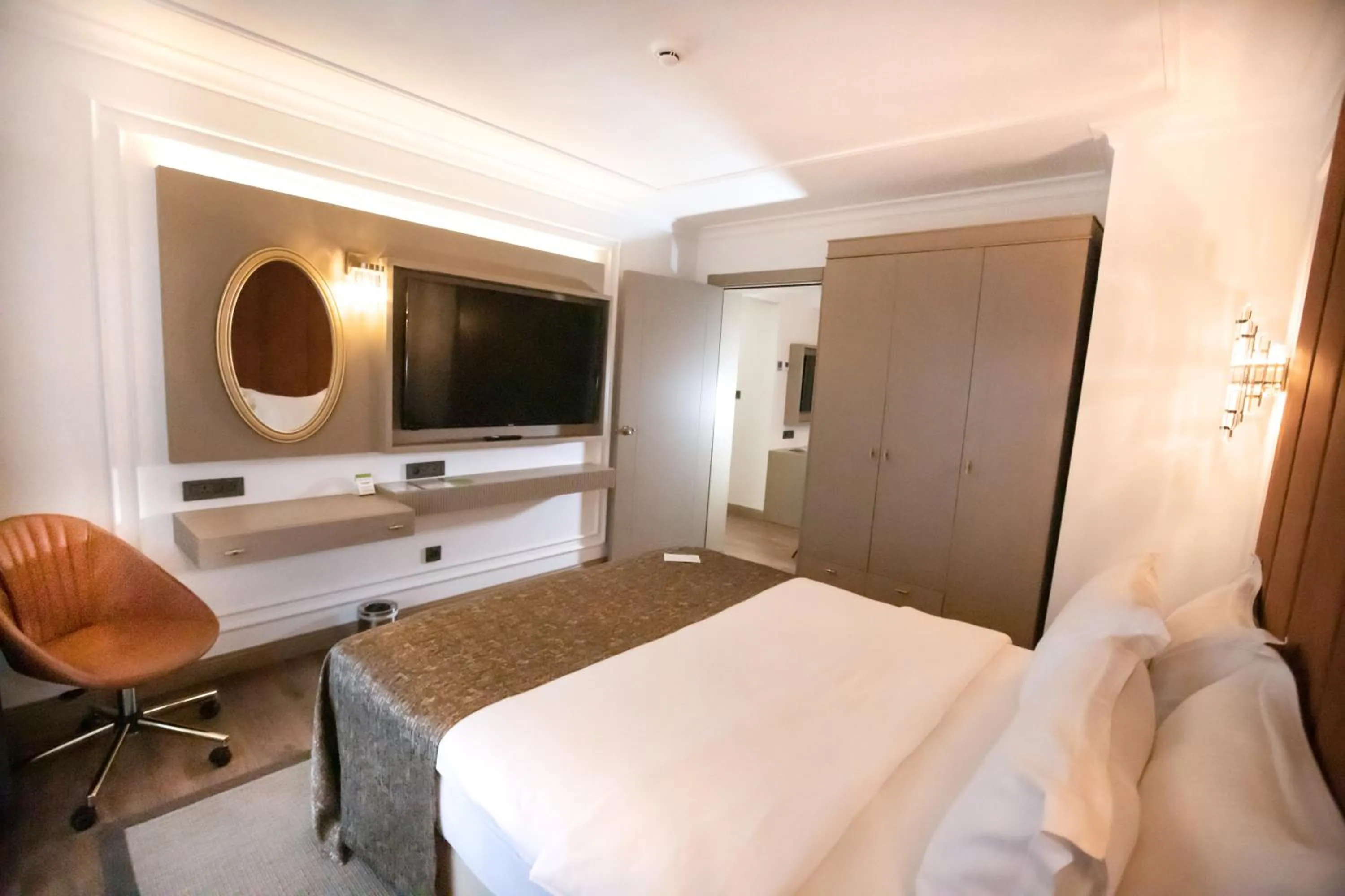 Bedroom, Bed in La Quinta by Wyndham Giresun