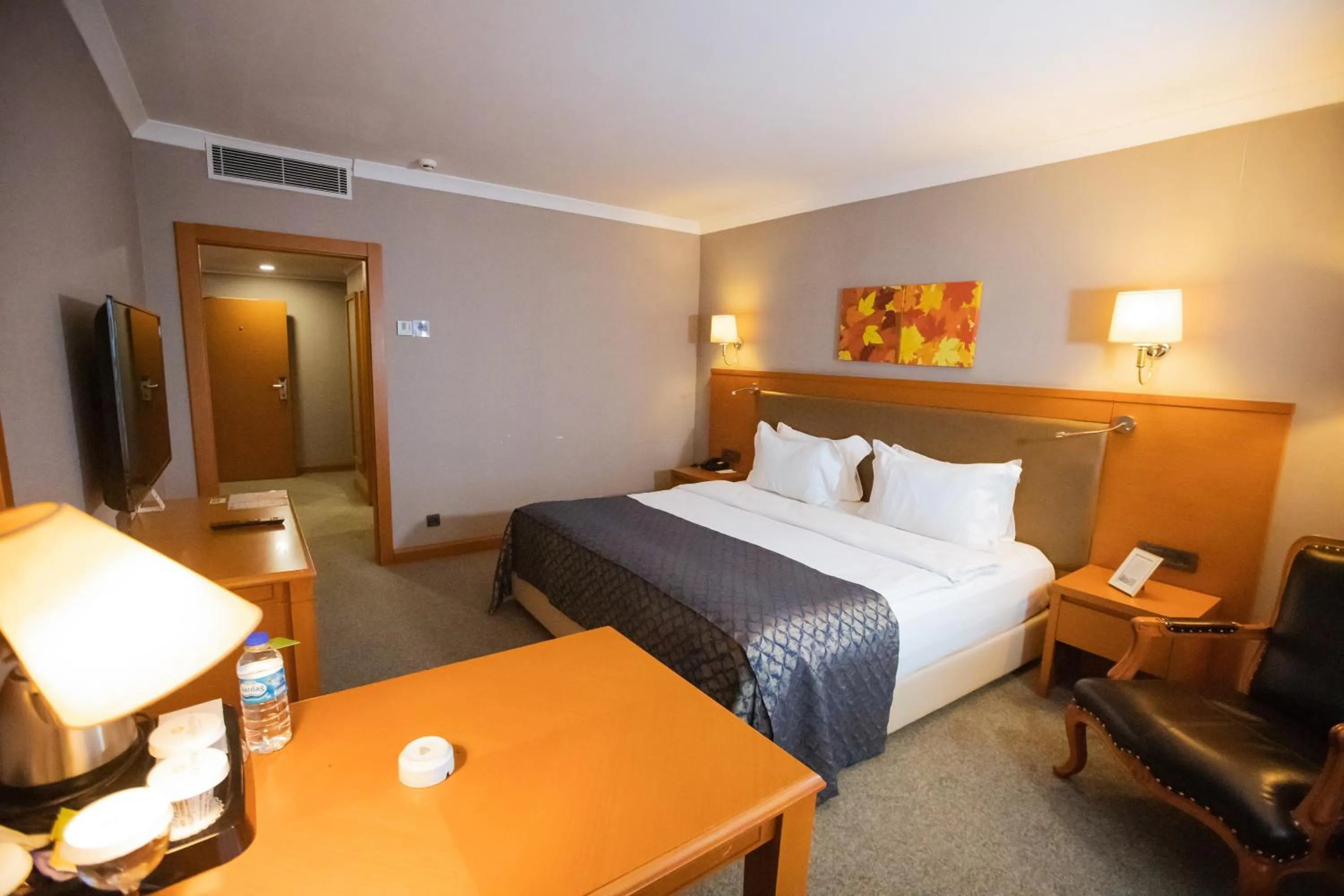 Photo of the whole room, Bed in La Quinta by Wyndham Giresun