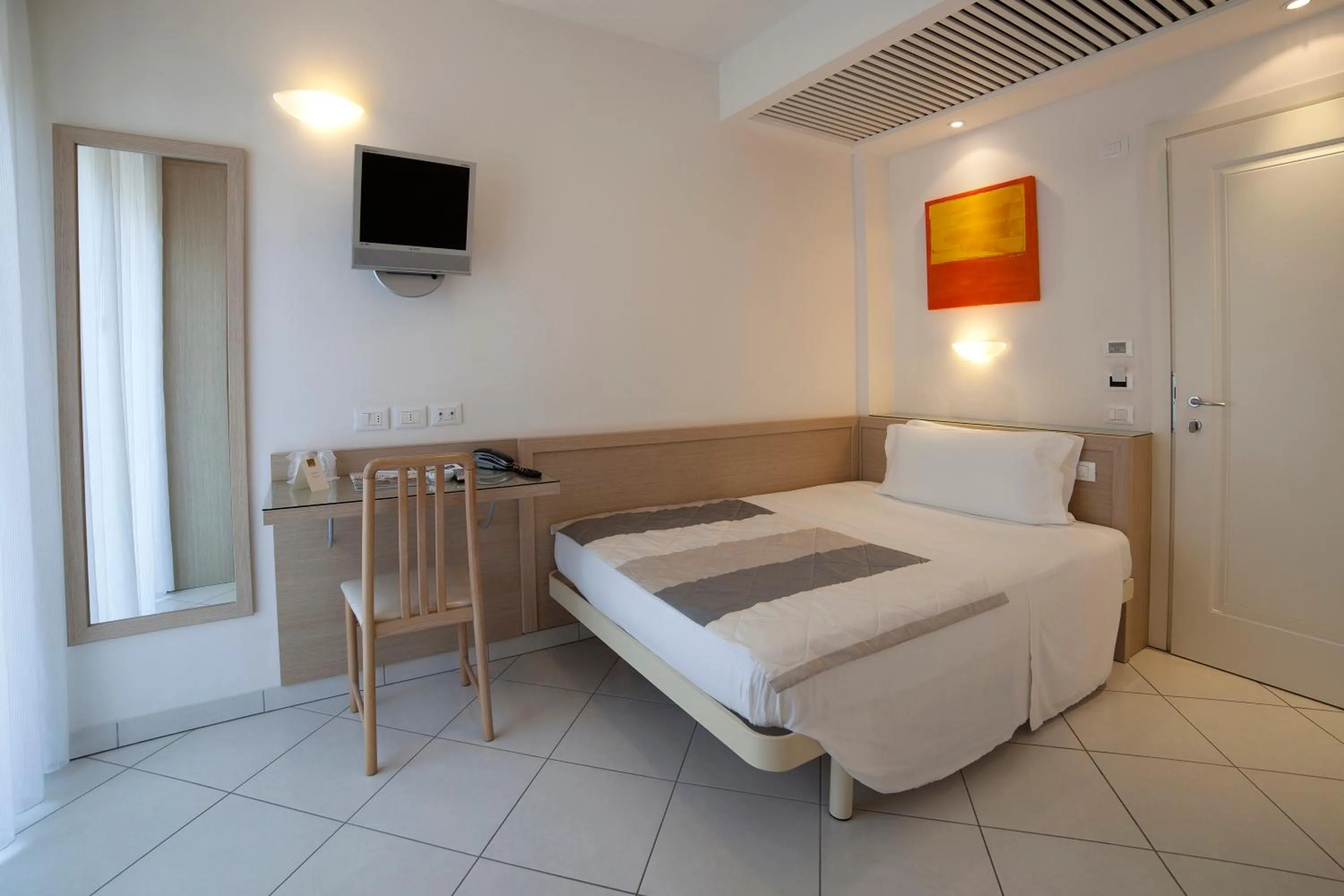 Photo of the whole room, Bed in Hotel Gala